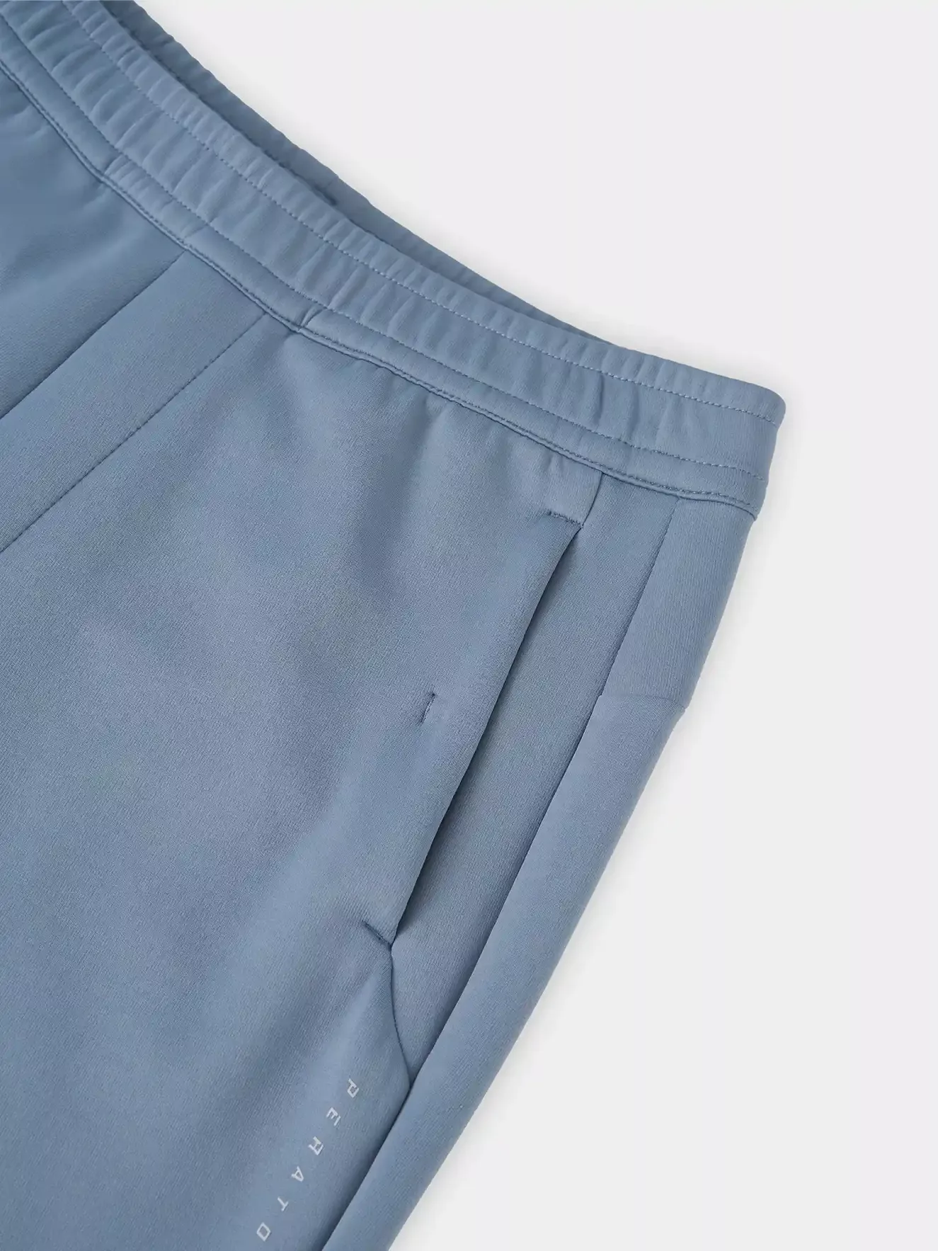 Set Bộ Nỉ Khóa PERATO Phong Cách Training Phom Regular TBNKW5M015