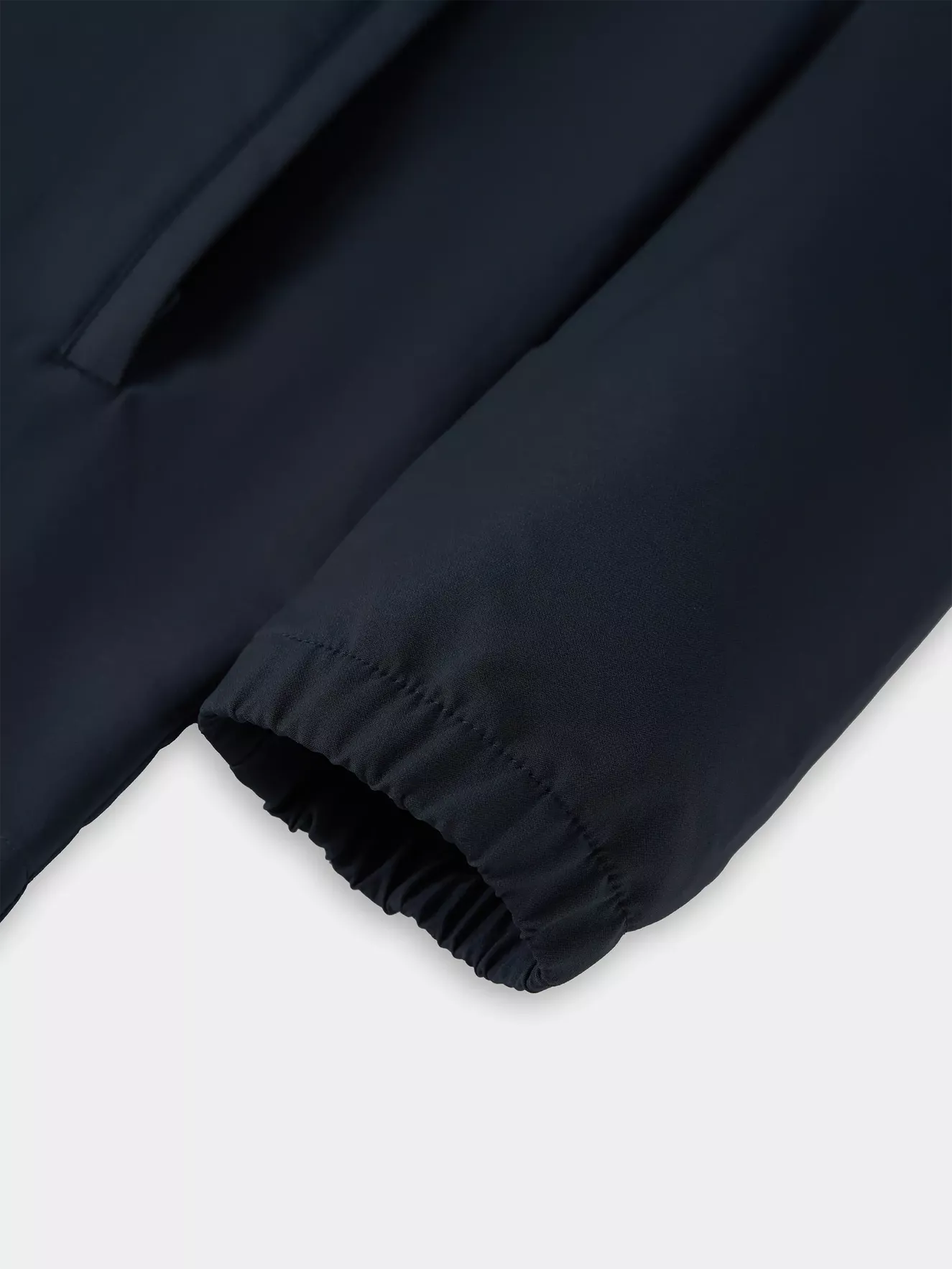 Áo Khoác Gió Nam Cổ Dựng PERATO Phong Cách Training TBKGW5M021