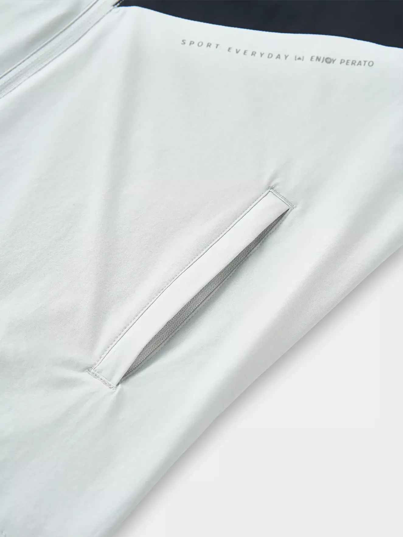 Set Bộ Gió Nữ Can Phối PERATO Training Phom Regular TBGW5W021