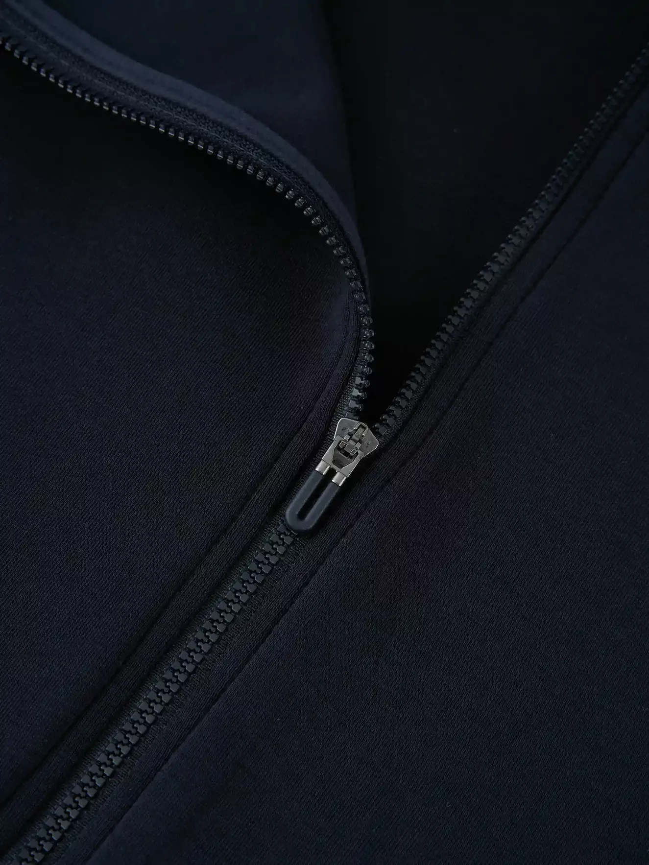 Set Bộ Nỉ Kéo Khóa Nữ PERATO Lifestyle Can Phối Regular LBNKW5W008