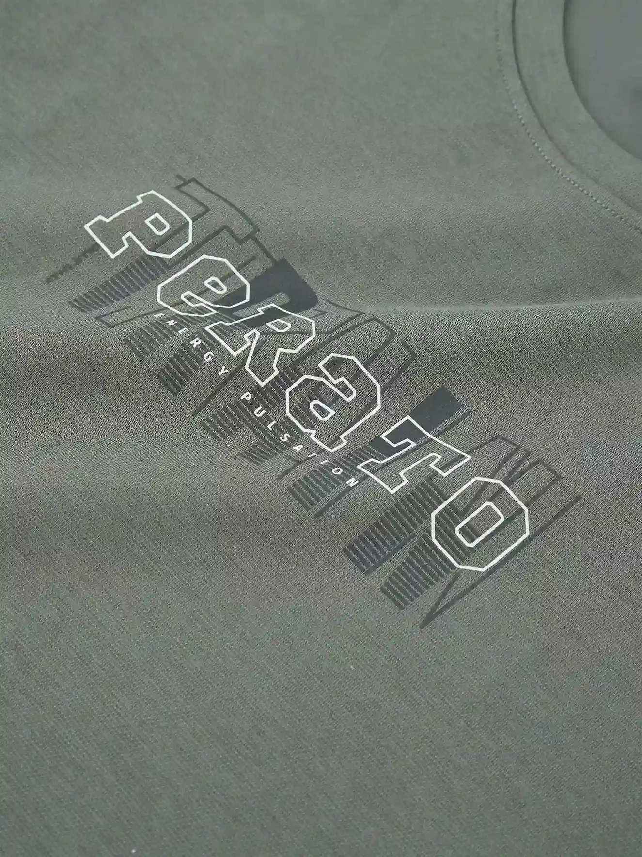 Áo Nỉ Nam PERATO Phong Cách Training Phom Regular T0ANW5M028