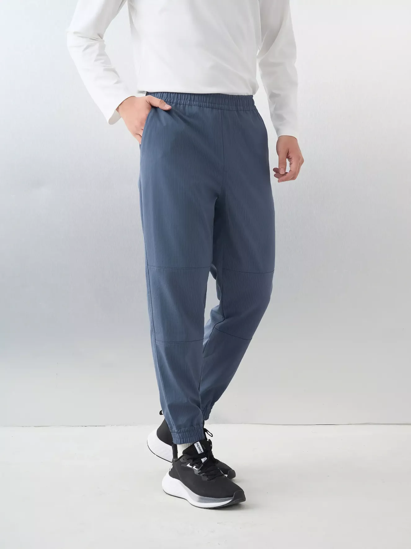 Set Bộ Gió Nam PERATO Phong Cách Training Thêu Cao Cấp TBGW5M040