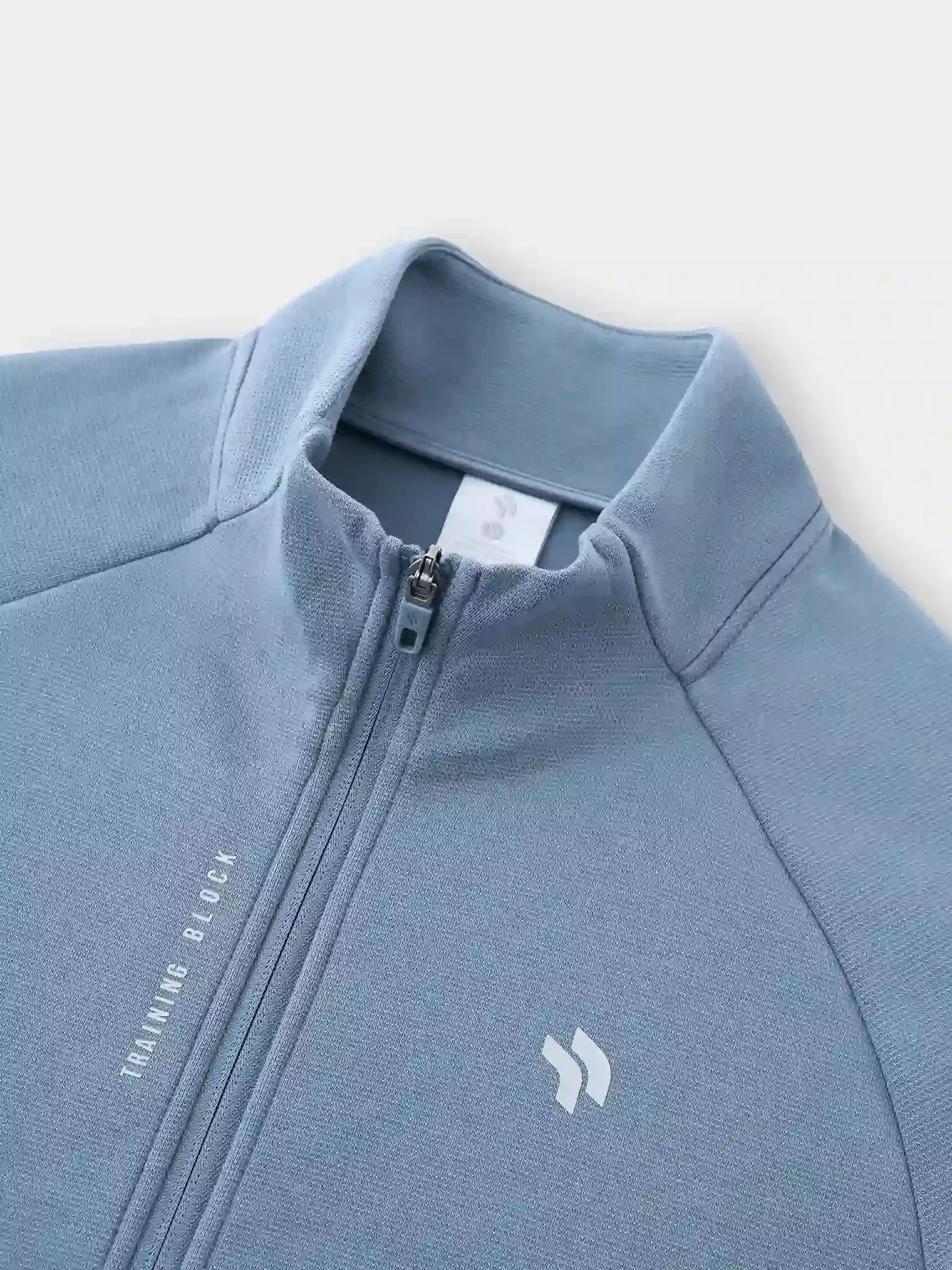 Áo Khoác Nỉ Training PERATO Tay Raglan Phom Regular TBKNW5M011