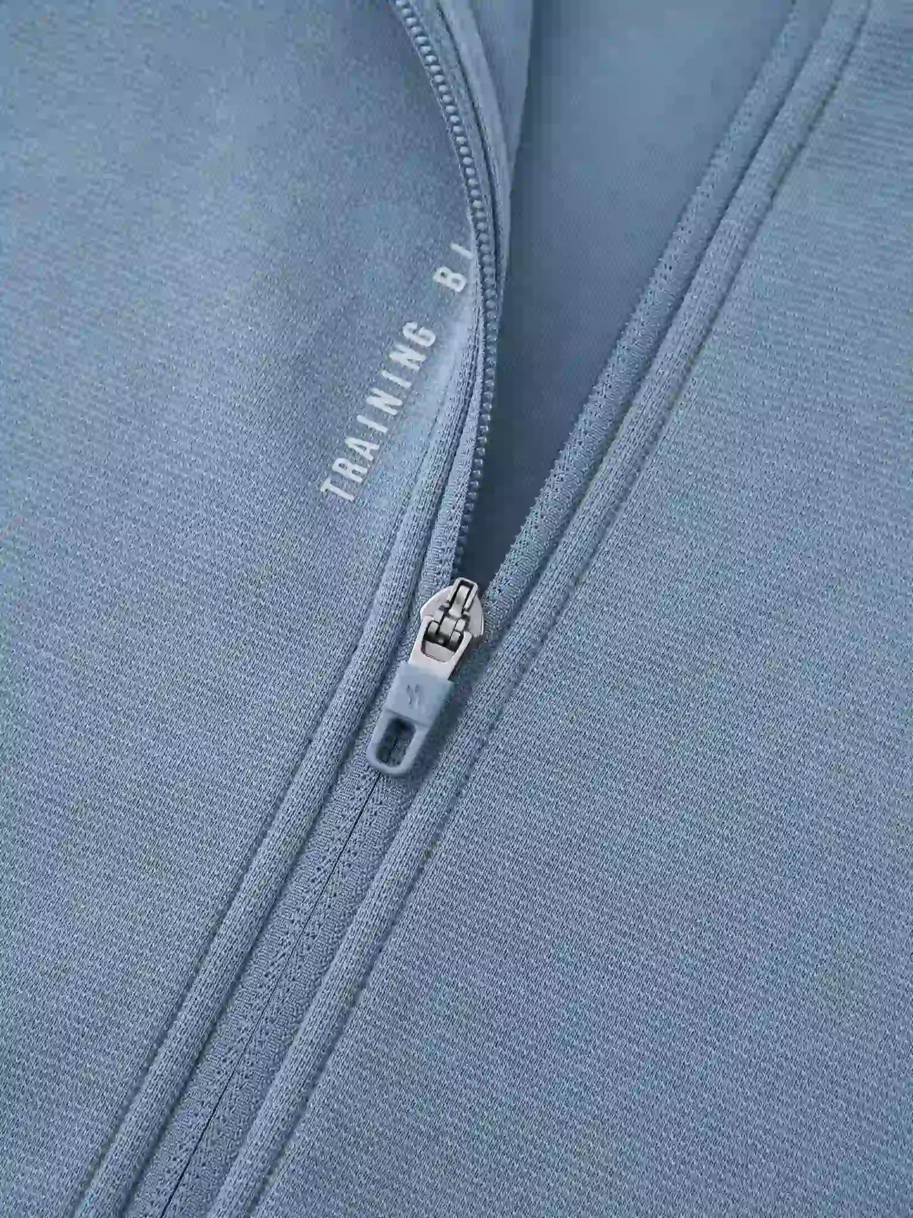 Áo Khoác Nỉ Training PERATO Tay Raglan Phom Regular TBKNW5M011