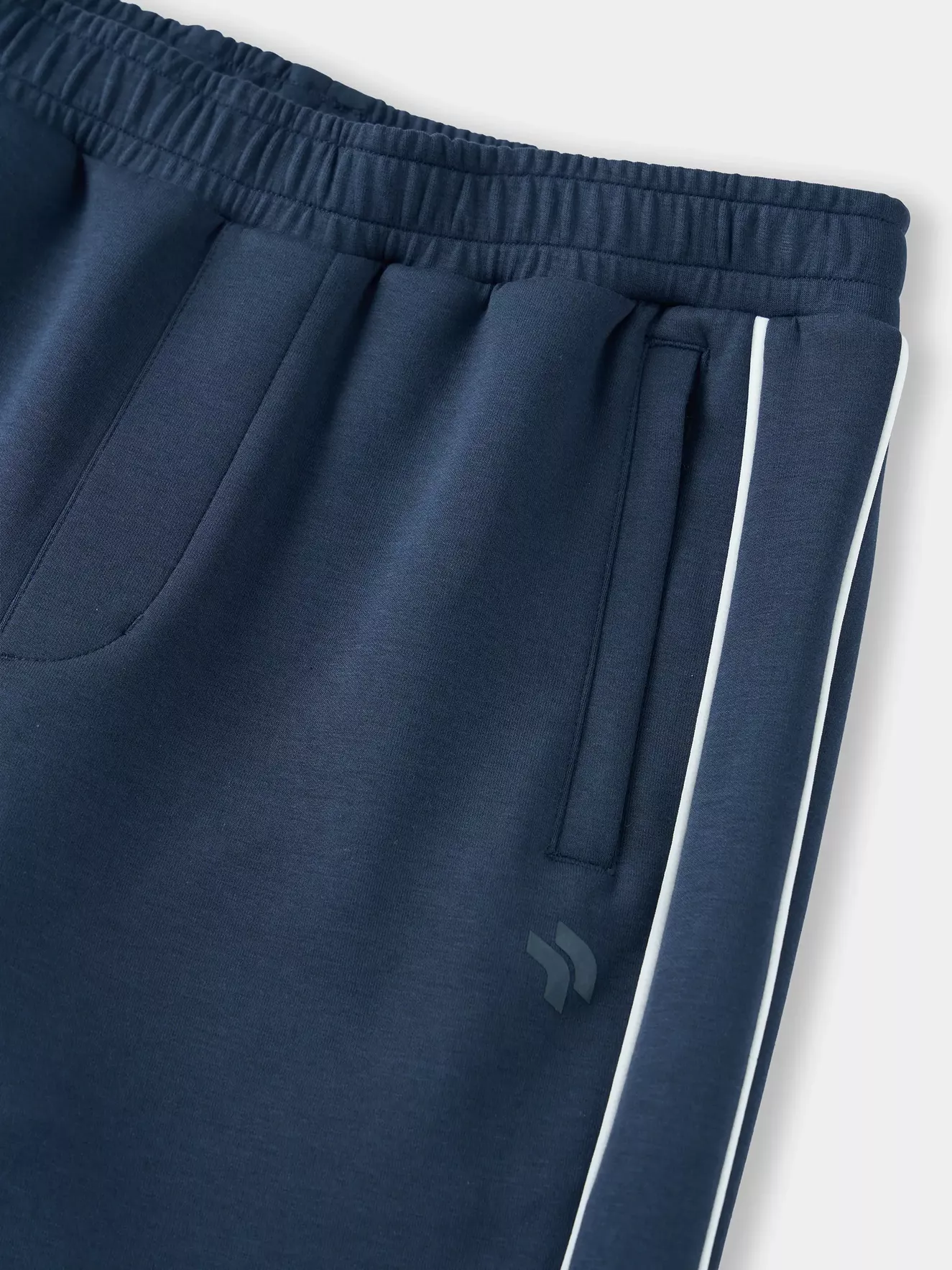 Quần Nỉ Nam PERATO Phong Cách Training Phối Sọc TBQNW5M014