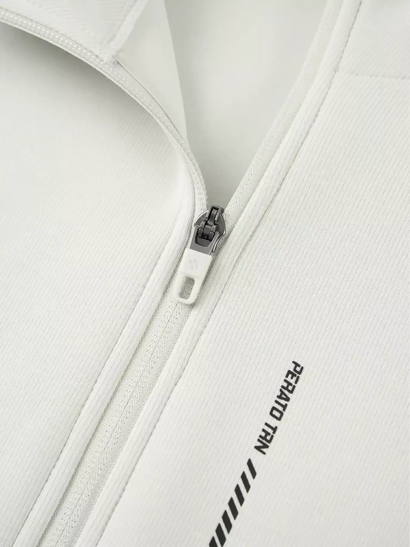 Áo Nỉ Khóa Nam Có Mũ PERATO Phong Cách Training Can Phối TBKNW5M042