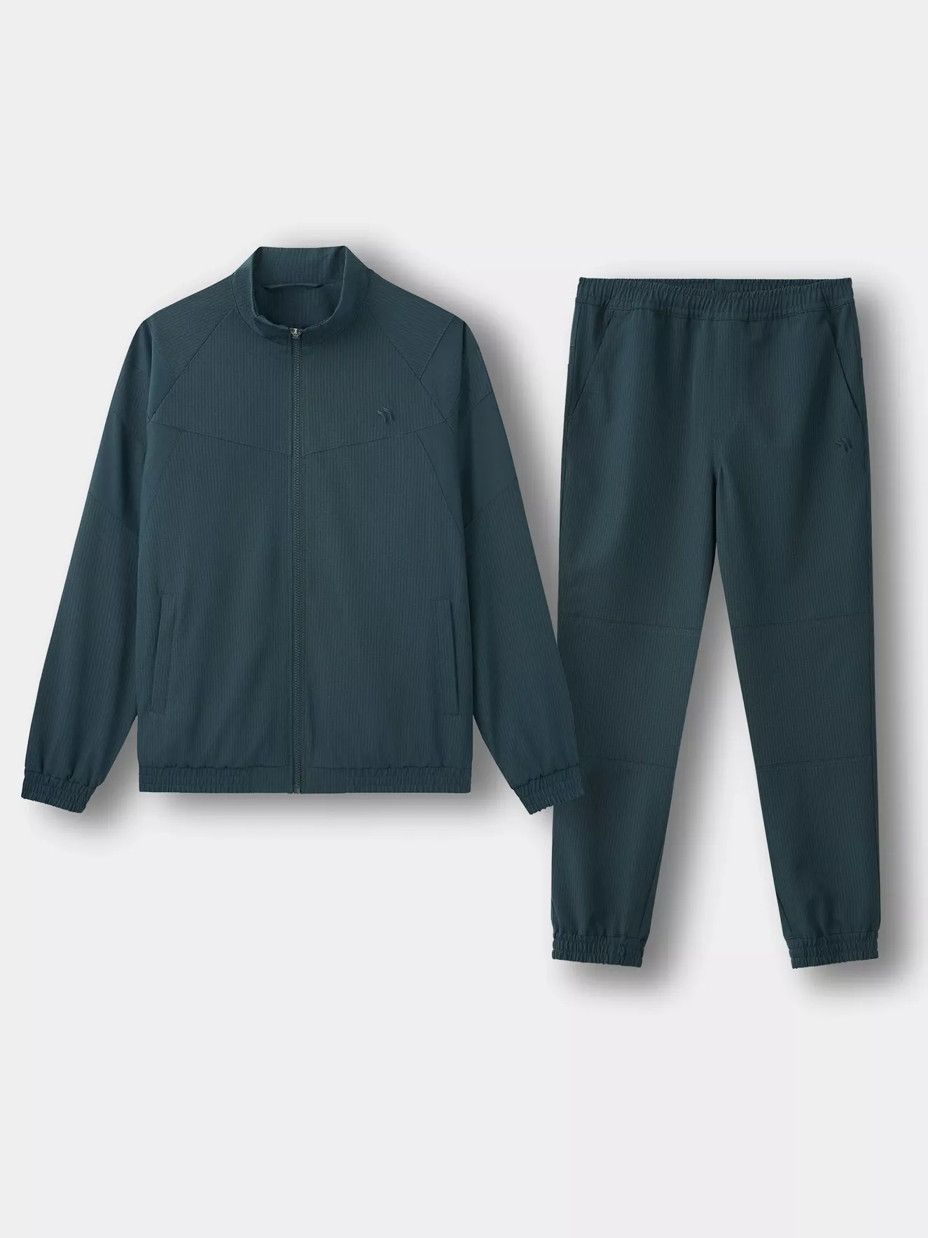 Set Bộ Gió Nam PERATO Phong Cách Training Thêu Cao Cấp TBGW5M040