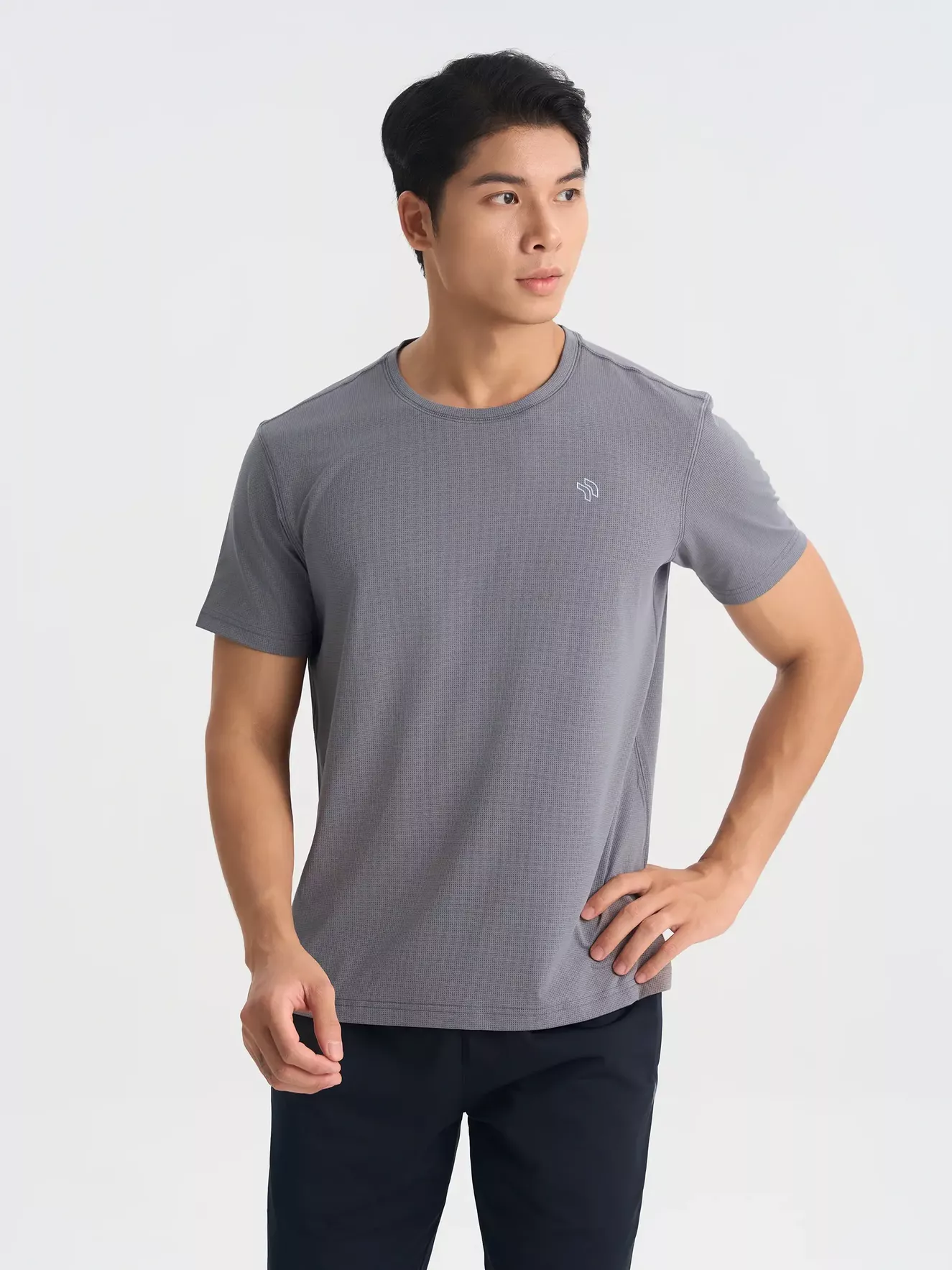 Áo Thun Nam Thể Thao Training PERATO Phom Regular T0TSS5M030