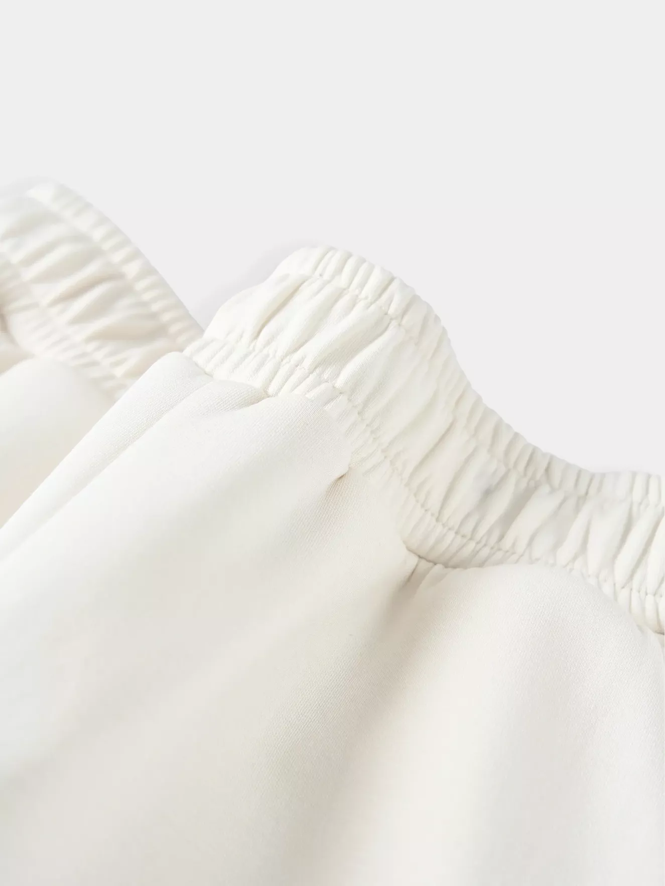 Quần Nỉ Nữ 5S Fashion Thêu Họa Tiết Trái Tim Phom Regular WBQNI25014