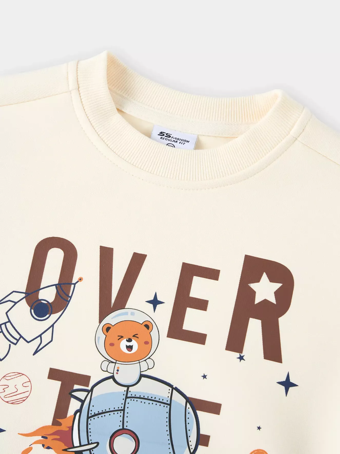 Áo Nỉ Bé Trai 5S Fashion In Nổi Bật Tay Layer Phom Regular BBANI25006