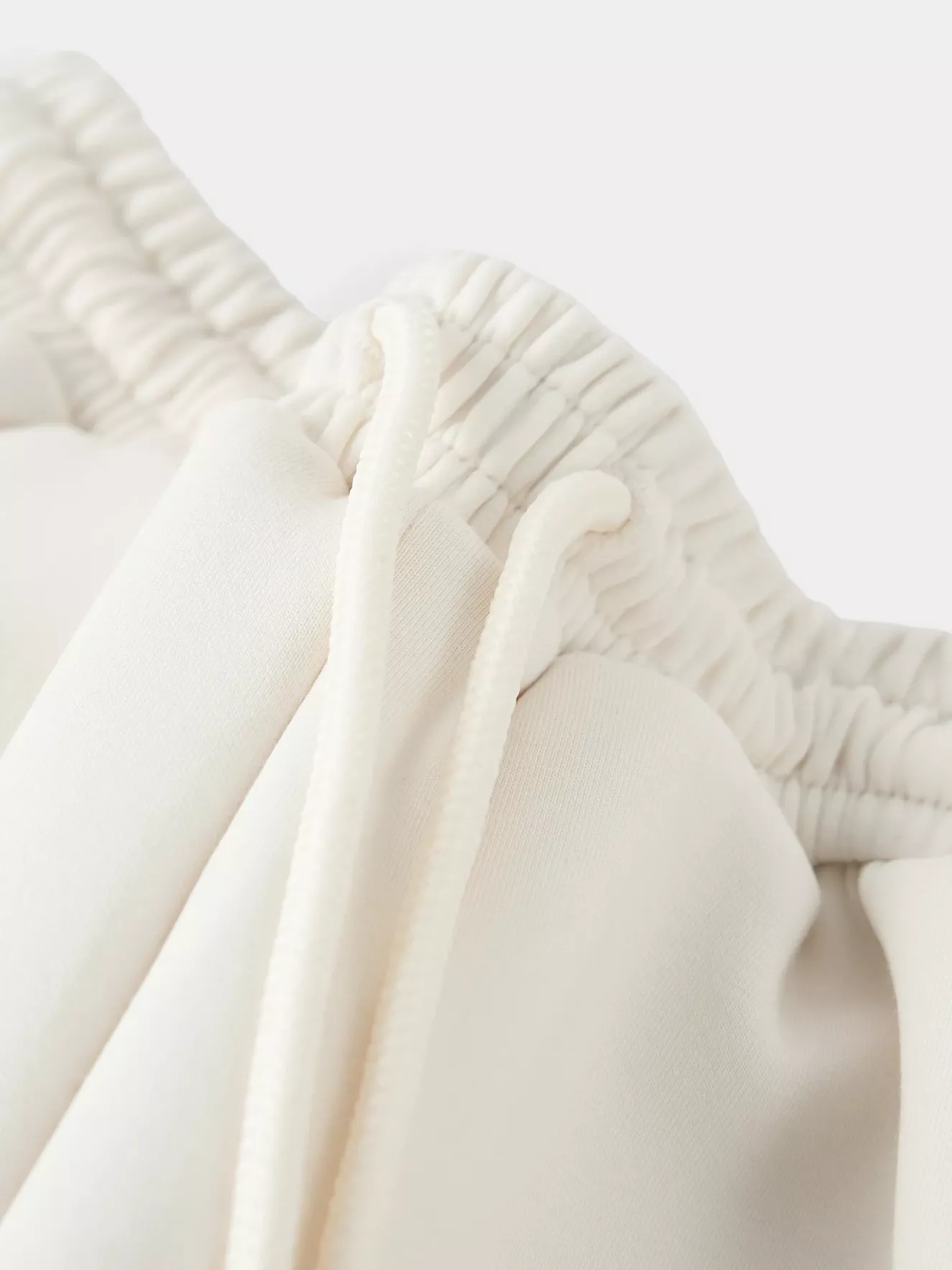 Bộ Nỉ Bé Gái 5S Fashion Họa Tiết Monogram Năng Động GBNI25004