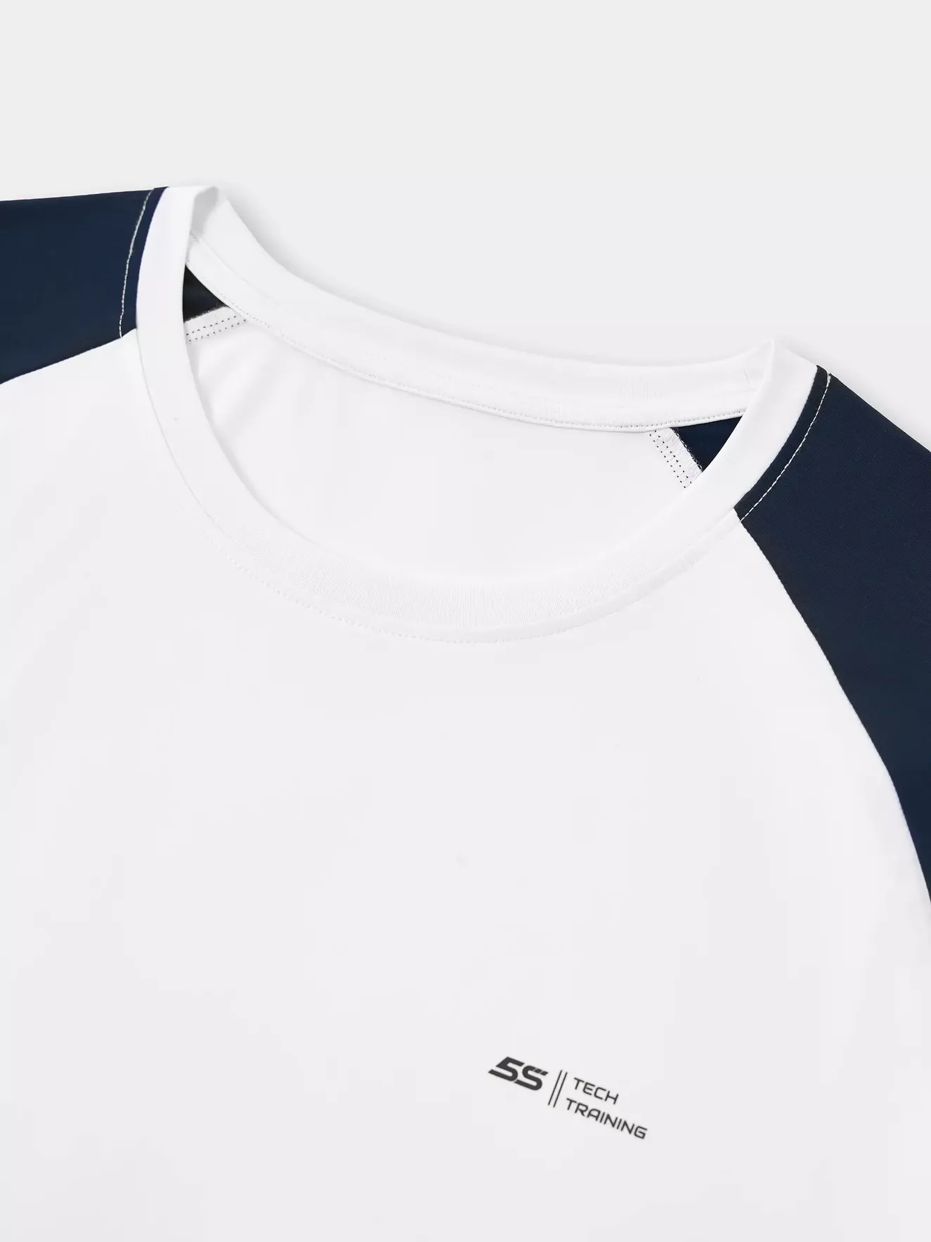 Áo Thun Nam Thể Thao EXTRA-COOL 5S Fashion Tay Raglan M0ATS26041