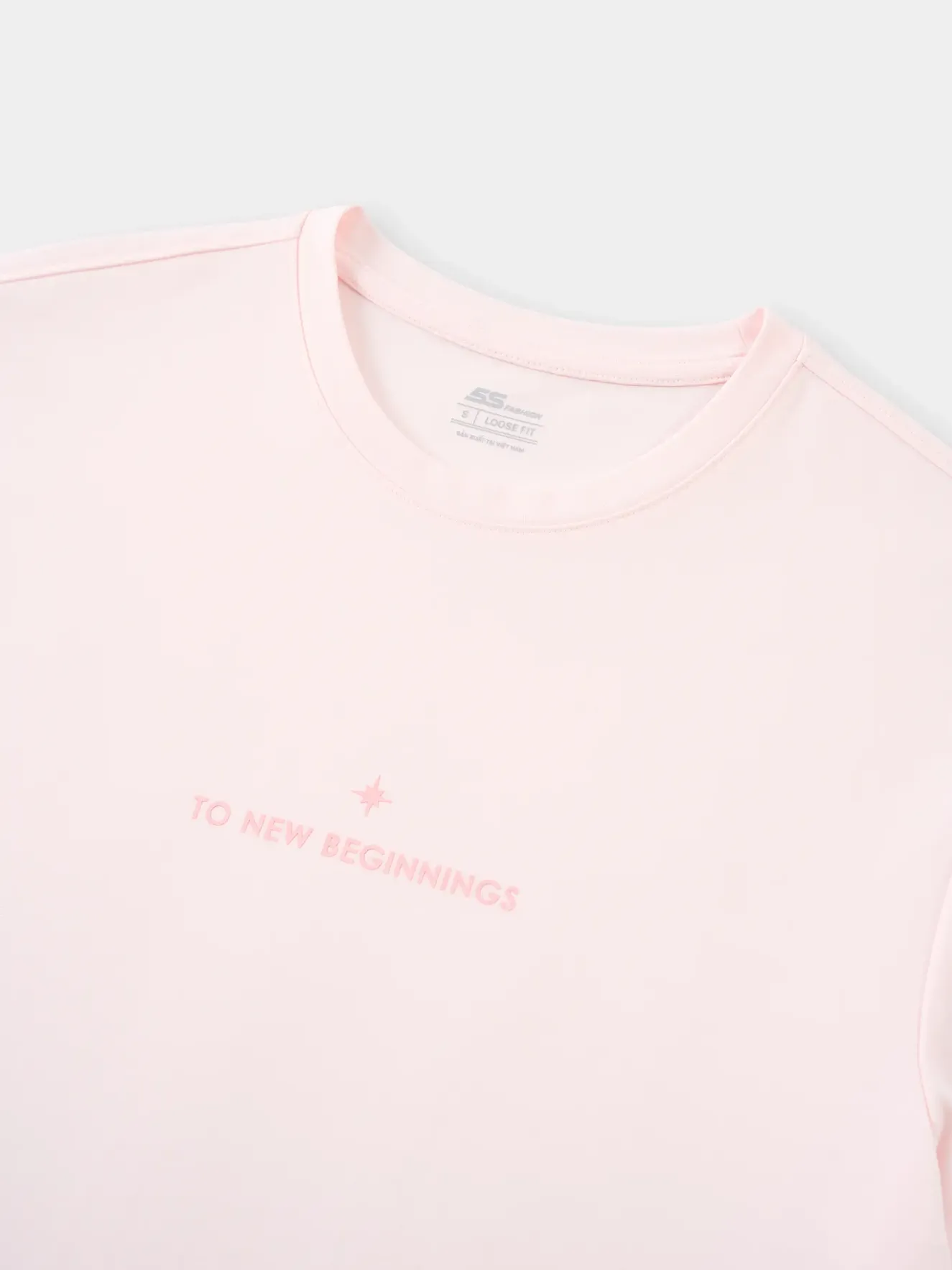 Áo Thun Nữ Ngắn Tay 5S Fashion In Chữ Phom Loose Fit W0ATS26035