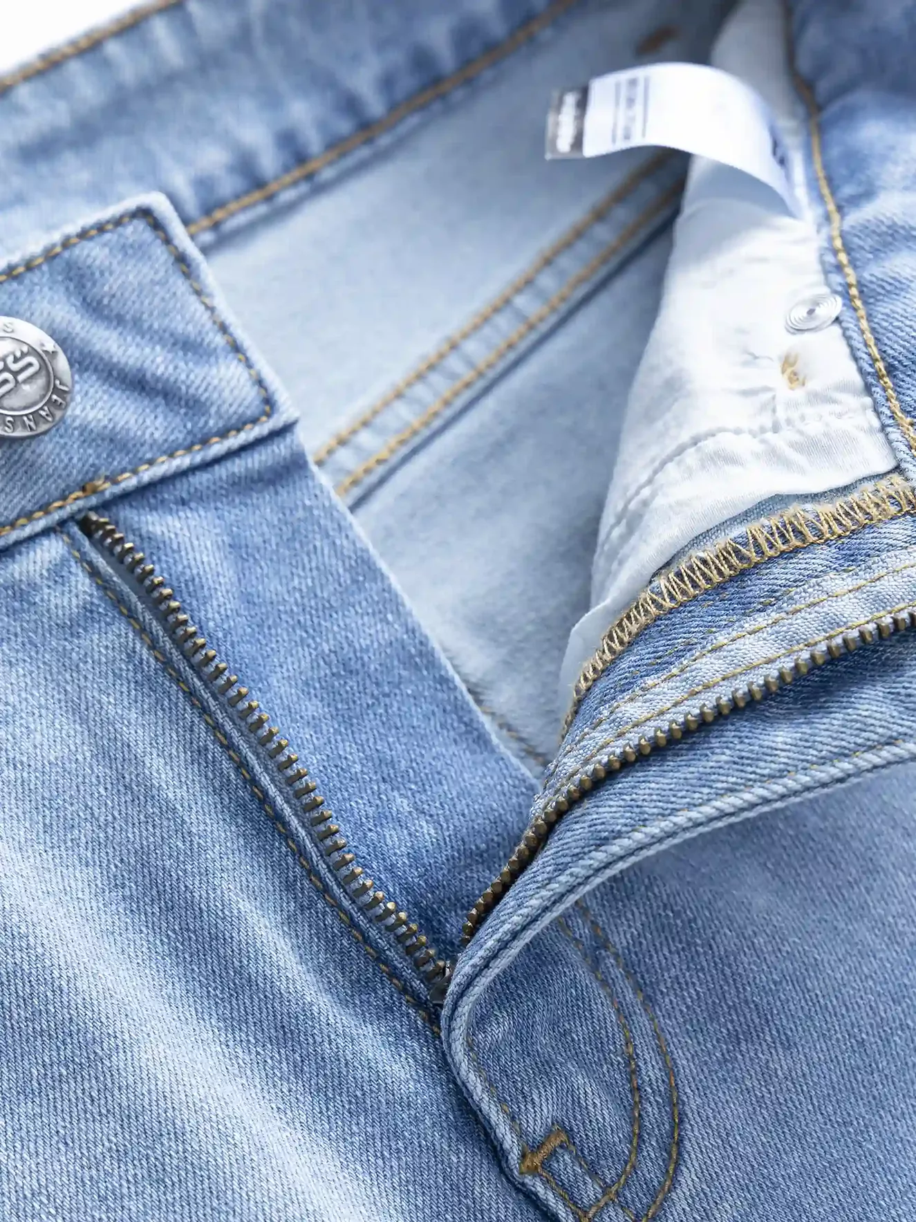 Quần Jean Nam 5S Fashion Màu Xanh Nhạt Cotton Slimfit QBD23020