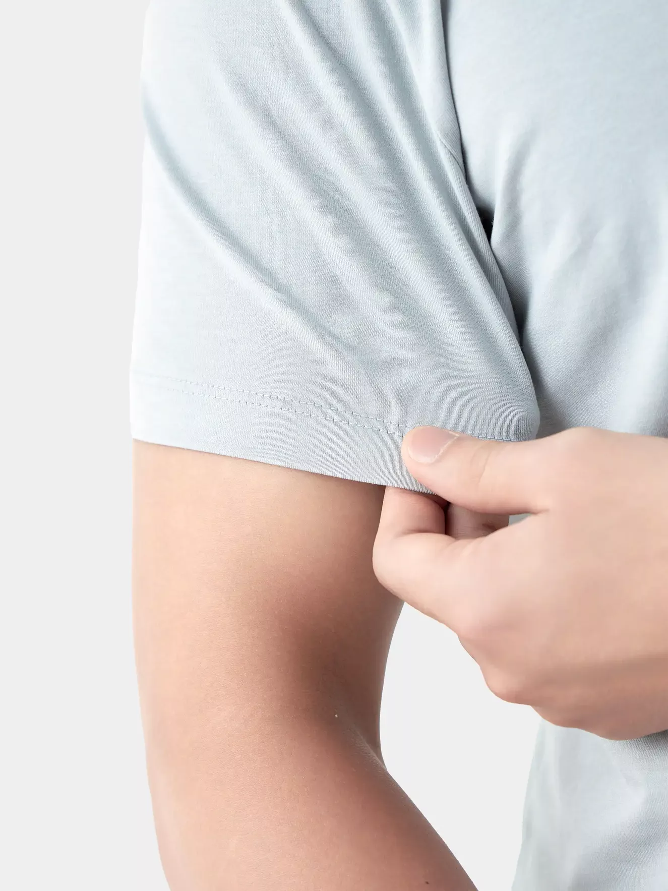 Áo Thun Nam 5S Fashion In Chữ Tay Slimfit ATS24032