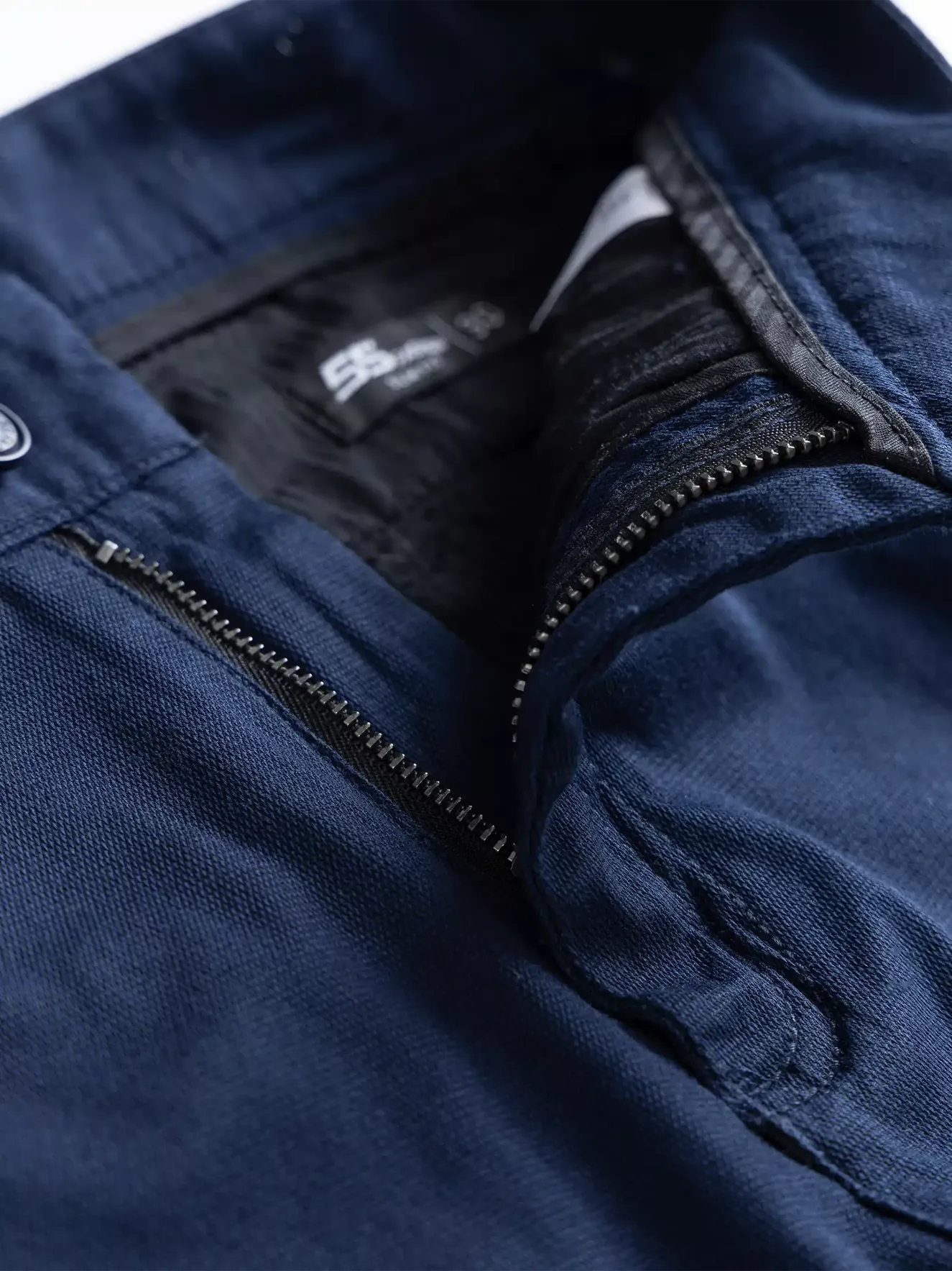 Quần Short Kaki Nam Cotton Trơn Basic Phom Slimfit QSK24021