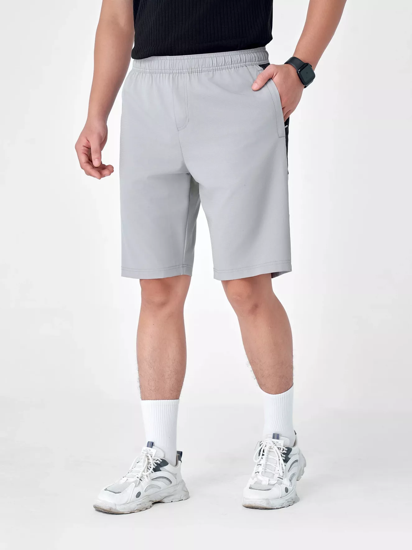 Quần Short Thể Thao Nam Cạp Chun Can Phối Regular QST24001