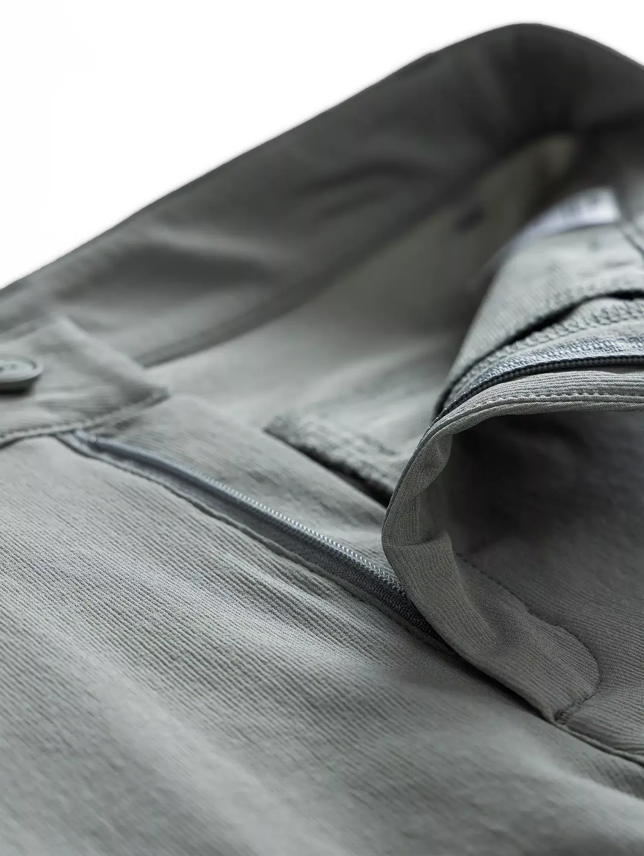 Quần Short Thể Thao Nam Cạp Cúc Trơn Basic Regular QST24021