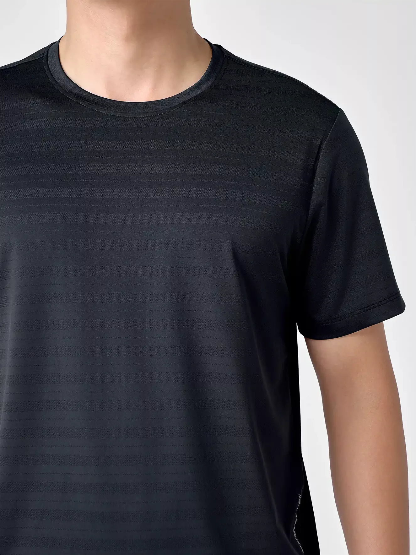 Áo Thun Nam Thể Thao Ngắn Tay 5S Fashion Phom Regular ATS24038