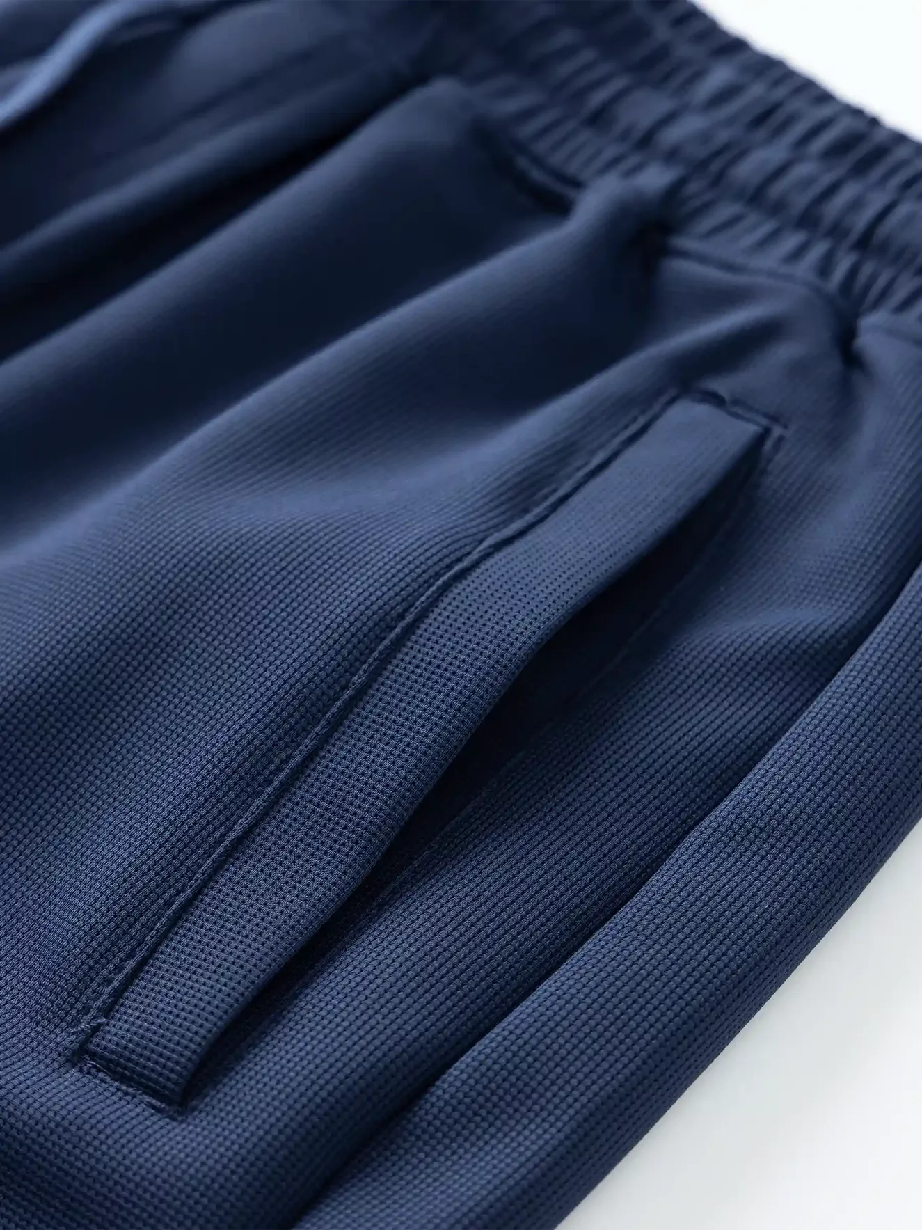 Quần Short Casual Nam 5S Fashion In Chữ Nổi Bật QSC24016