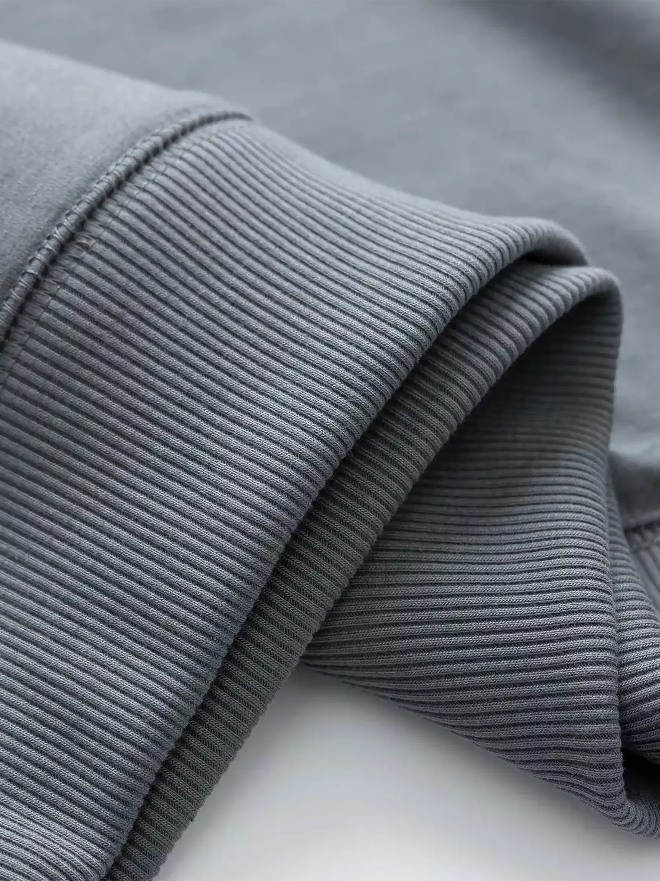 Áo Nỉ Cổ Tròn 5S Fashion Chữ Thêu Slimfit ANO23019