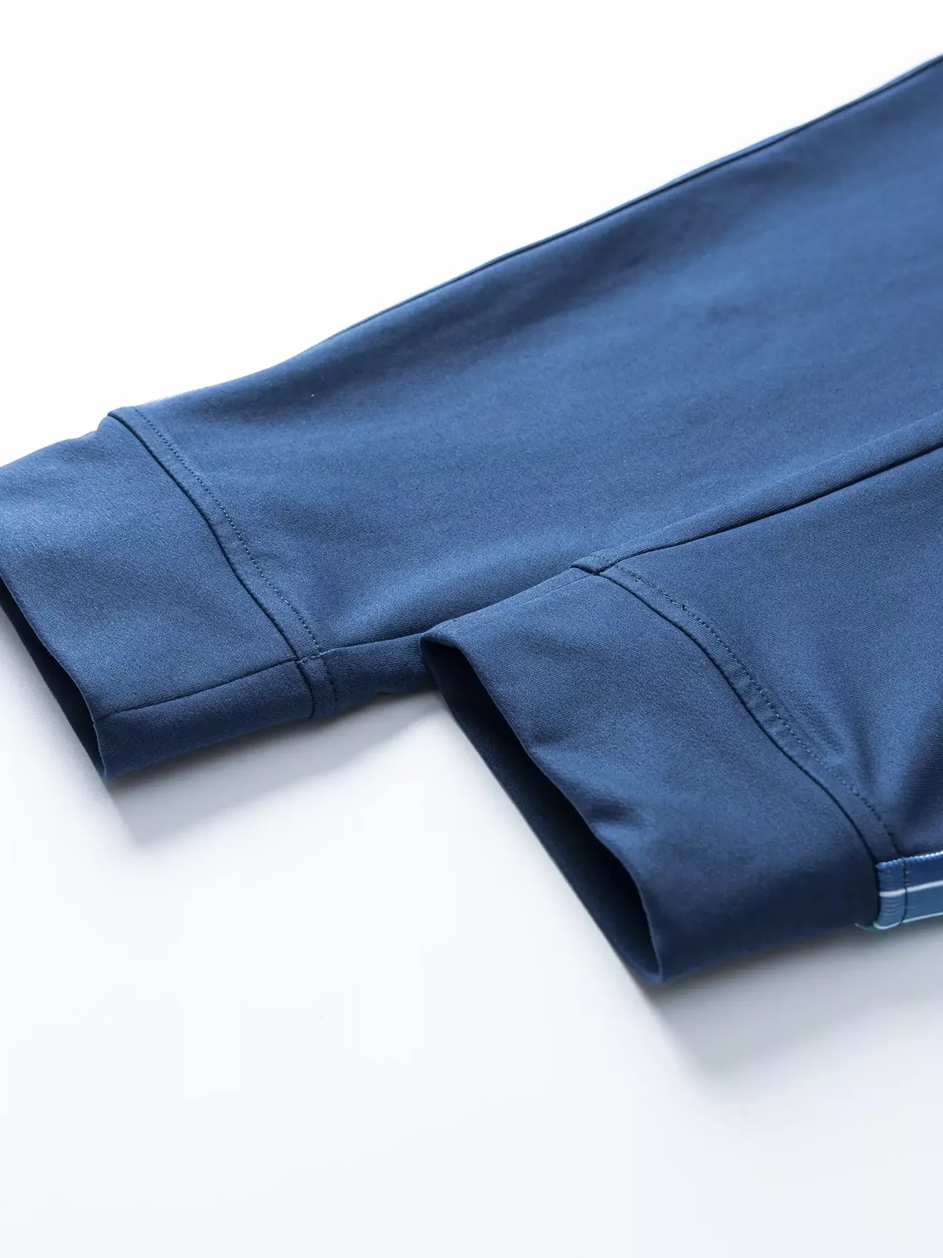 Bộ Quần Áo Nam Cổ Trụ Kéo Khóa Chất Nỉ 5S Fashion BNK23002