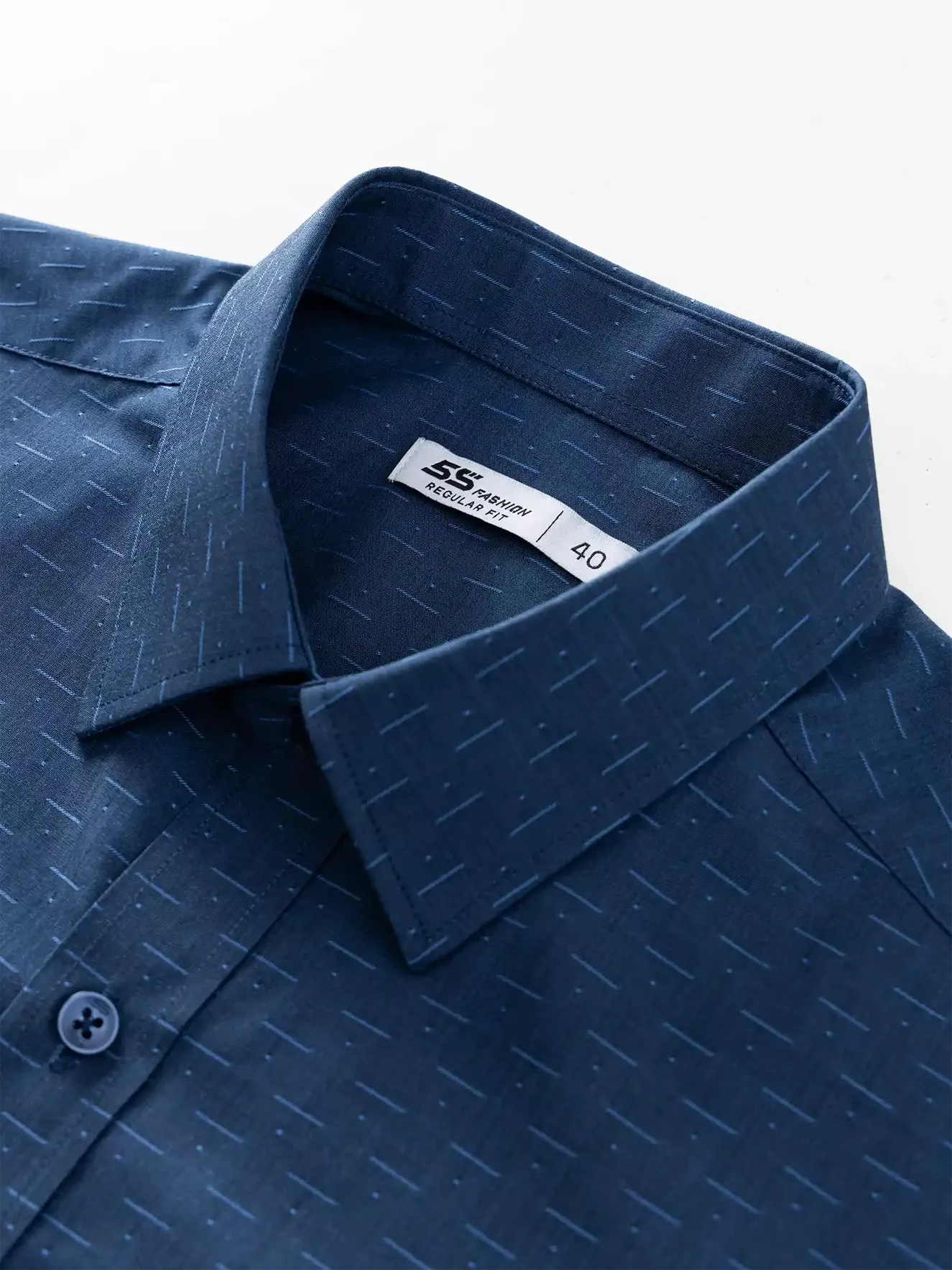 Áo Sơ Mi Nam Dài Tay Họa Tiết Có Túi Phom Regular ASM24016