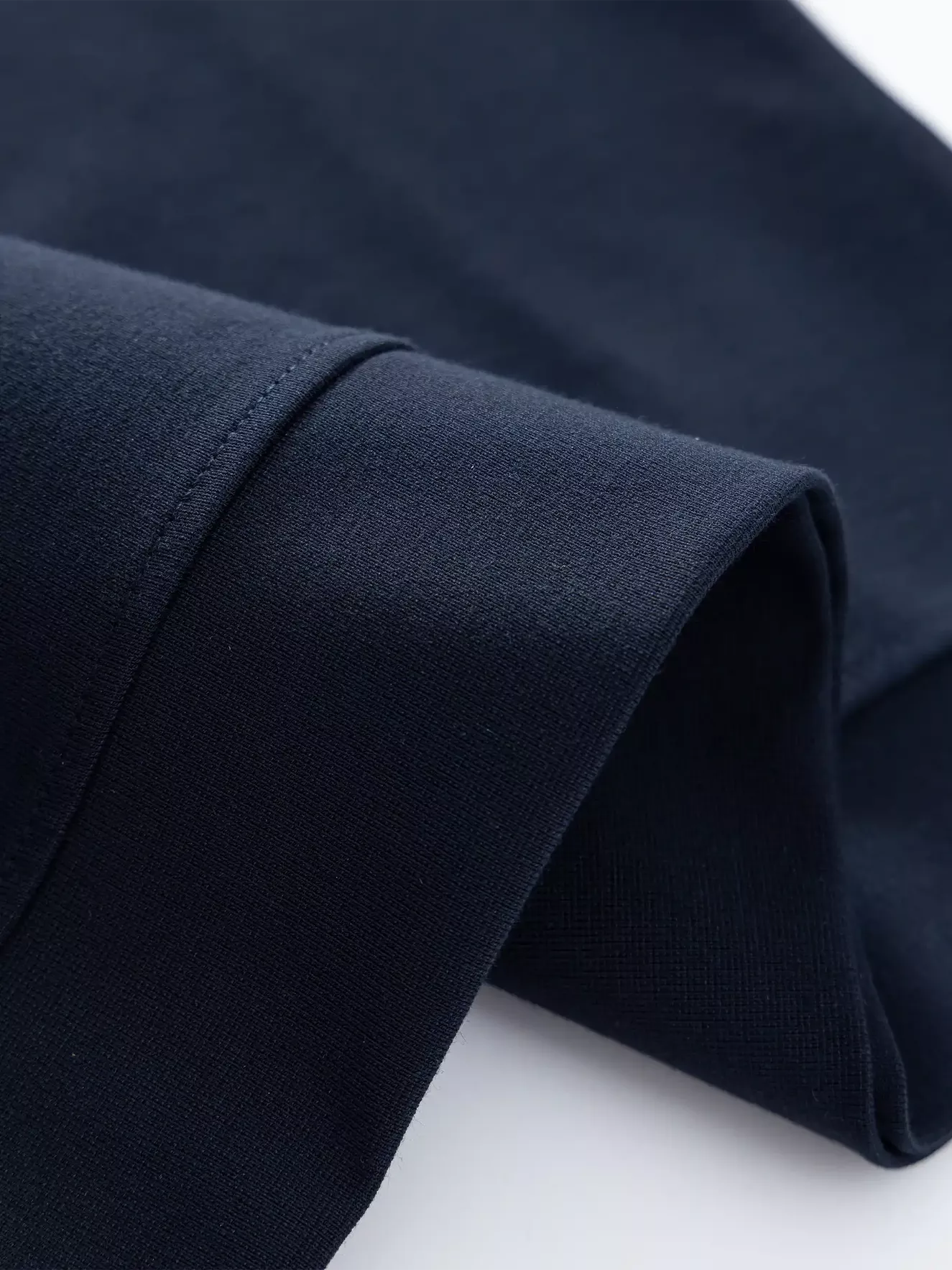 Áo Nỉ Nam Cổ Dệt Hiệu Ứng 5S Fashion Phom Casual BANI24009