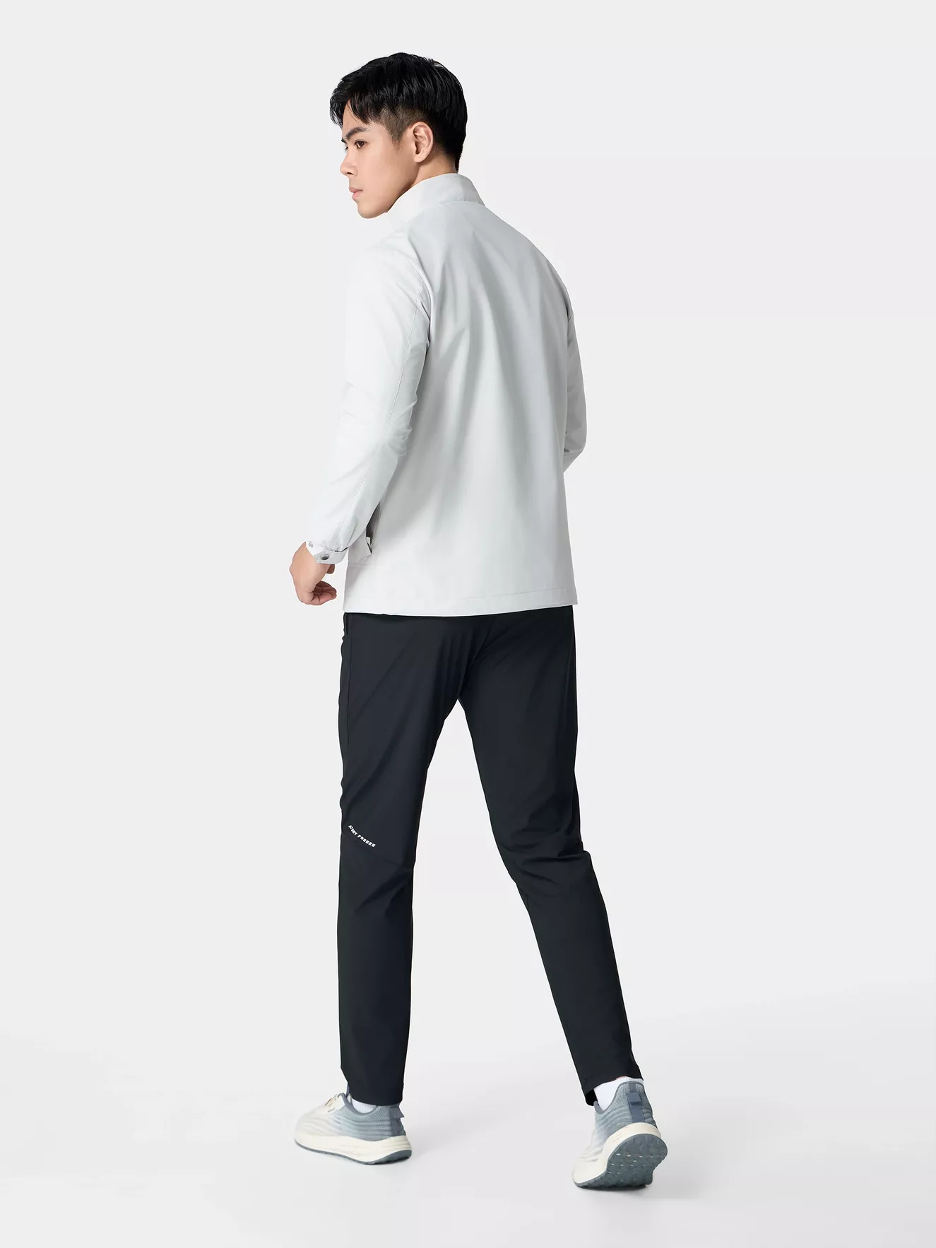 Áo Khoác Thời Trang Nam 5S Fashion Cổ Trụ In Chữ Slimfit AKH24008