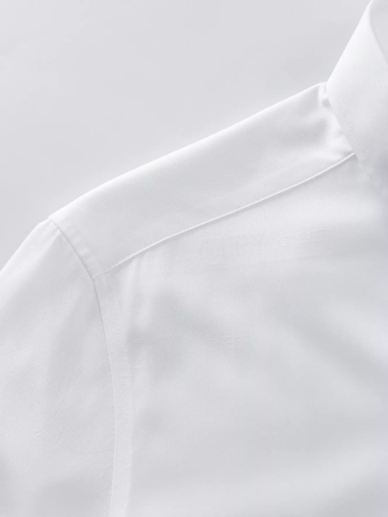 Áo Sơ Mi Nam Dài Tay Màu Trắng Họa Tiết 5S Fashion Slimfit ASM24037