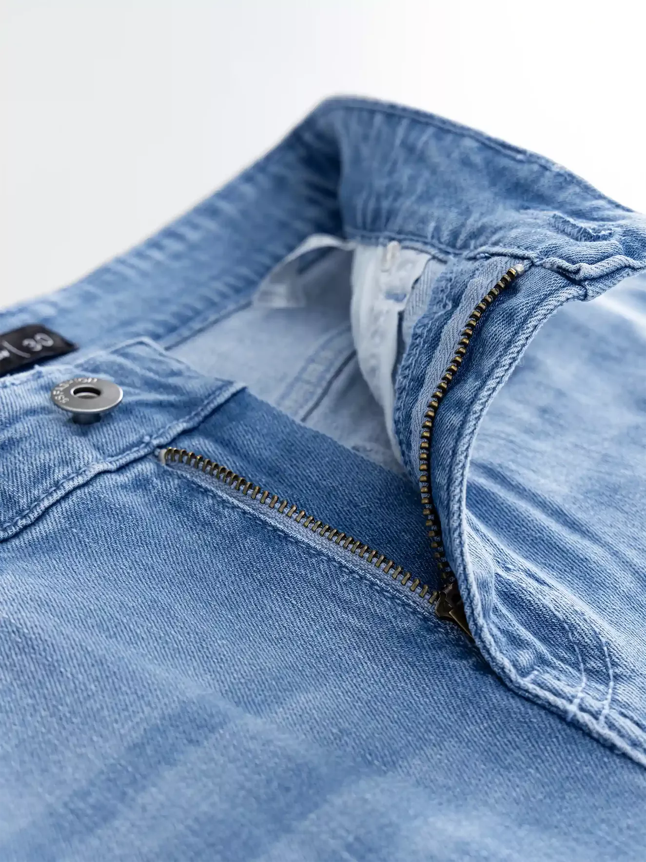 Quần Jean Nam Cotton 5S Fashion Tone Xanh Slimfit QJE24006