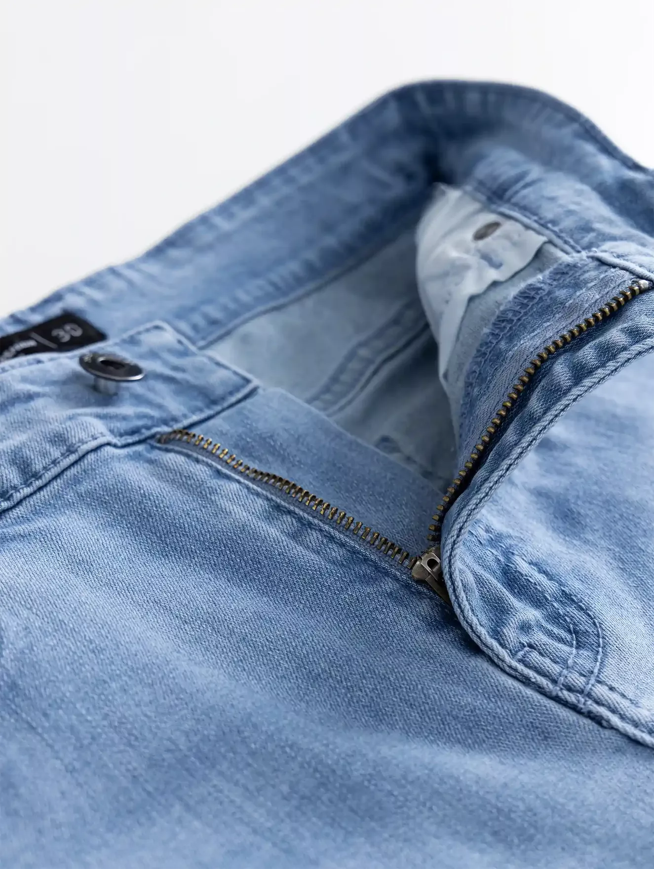 Quần Jean Nam 5S Fashion Dáng Lửng Trơn QJE24018