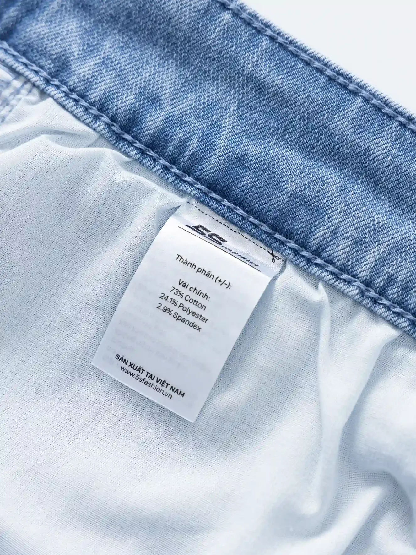 Quần Jean Nam 5S Fashion Dáng Lửng Trơn QJE24018