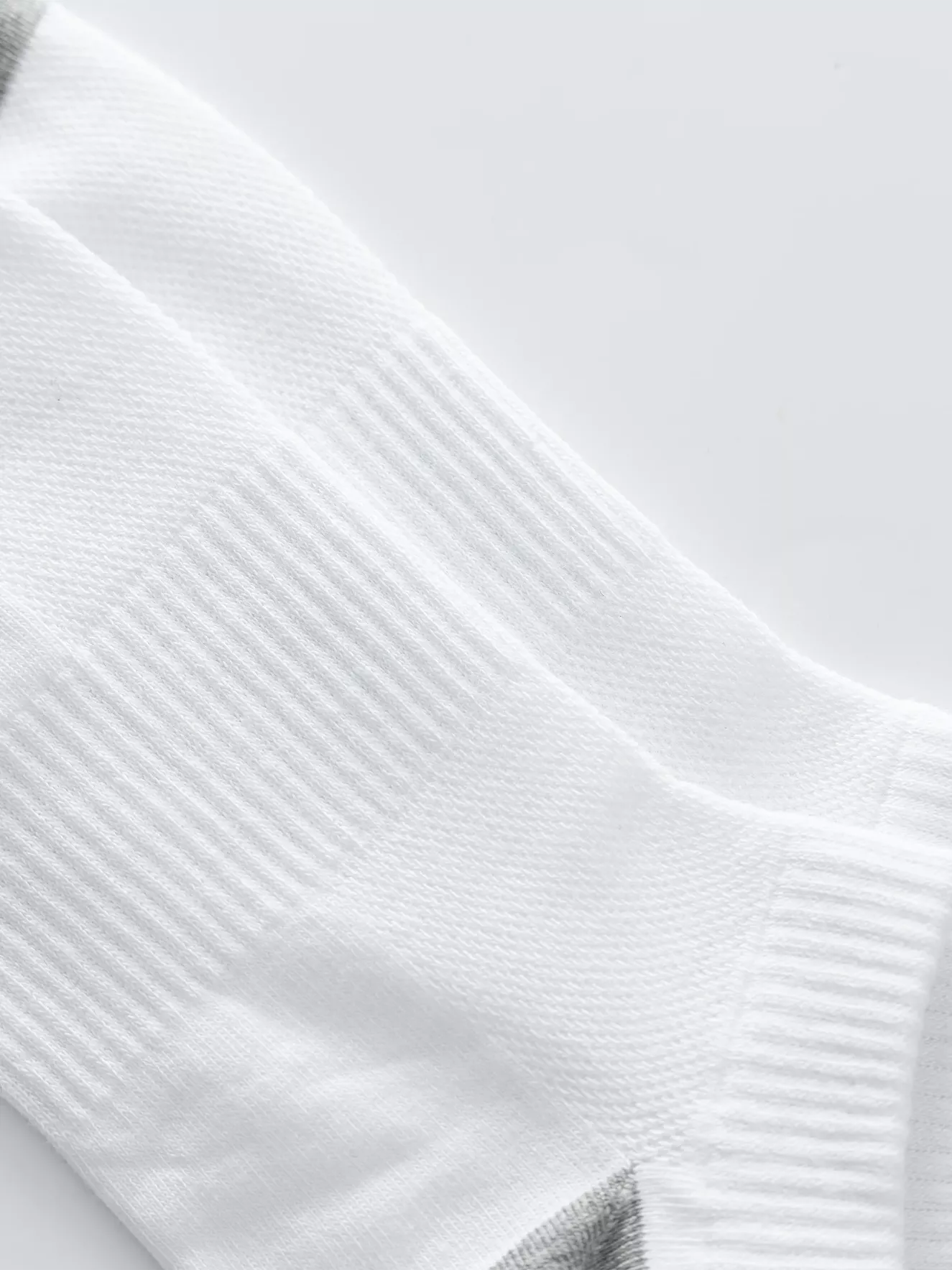 Combo 3 Đôi Tất Nam Cổ Ngắn 5S Fashion Phối Màu Dệt Hiệu Ứng 3C-Y0TAT24105