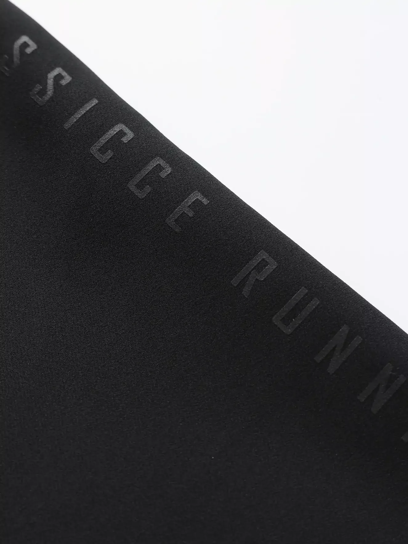 Bộ Quần Áo Gió 5S Fashion Có Mũ Liền Phom Slimfit BOG24005