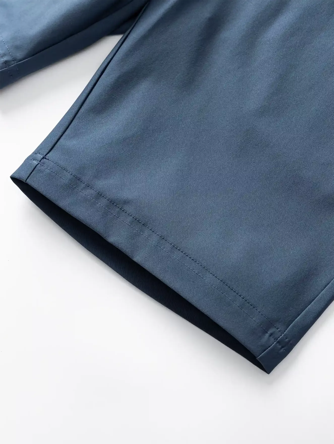 Quần Short Thể Thao Nam 5S Fashion Cạp Cúc Phối Chun Trơn QST25015