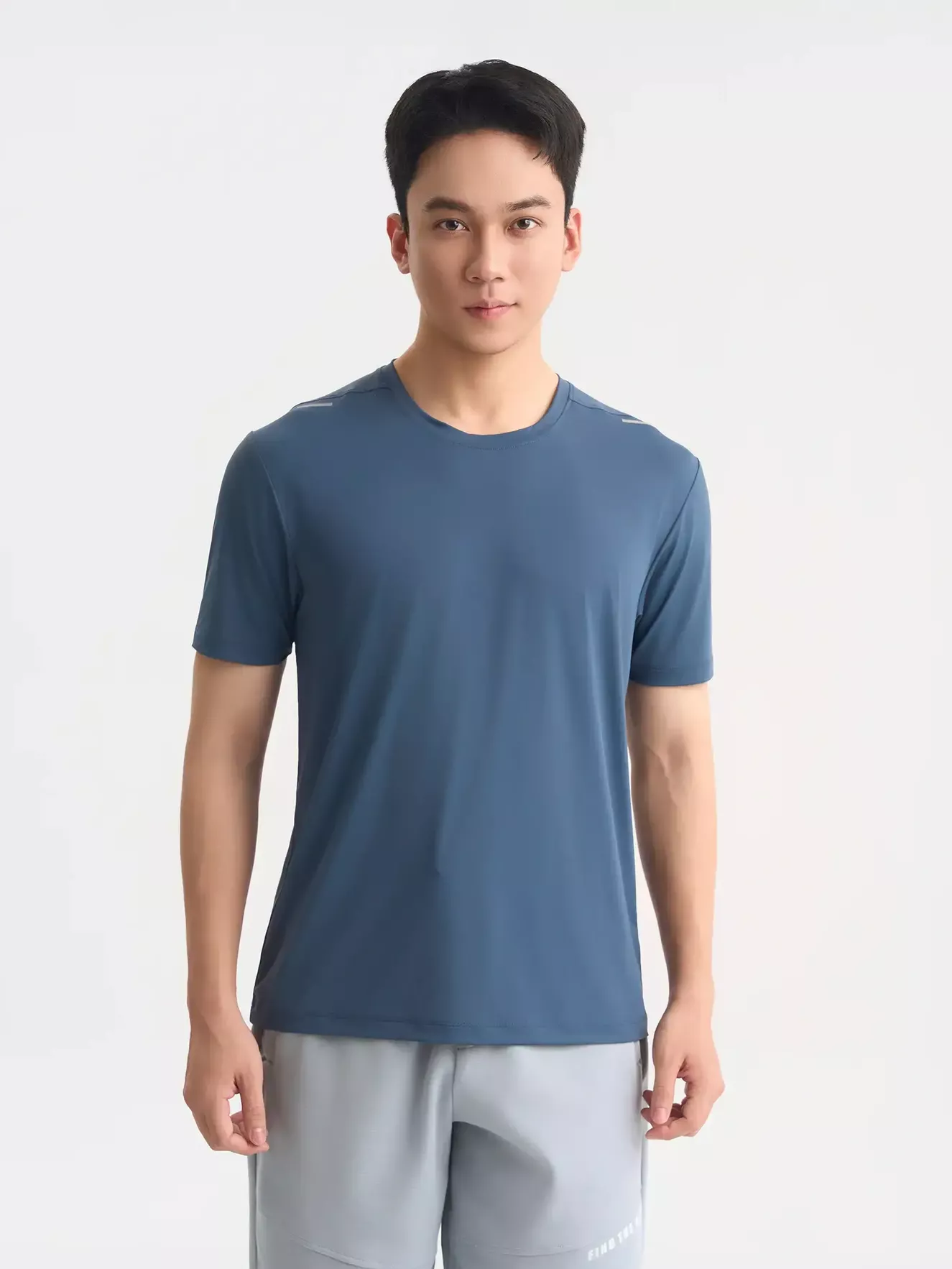 Áo Thun Nam Thể Thao 5S Fashion In Lưng ATS25018