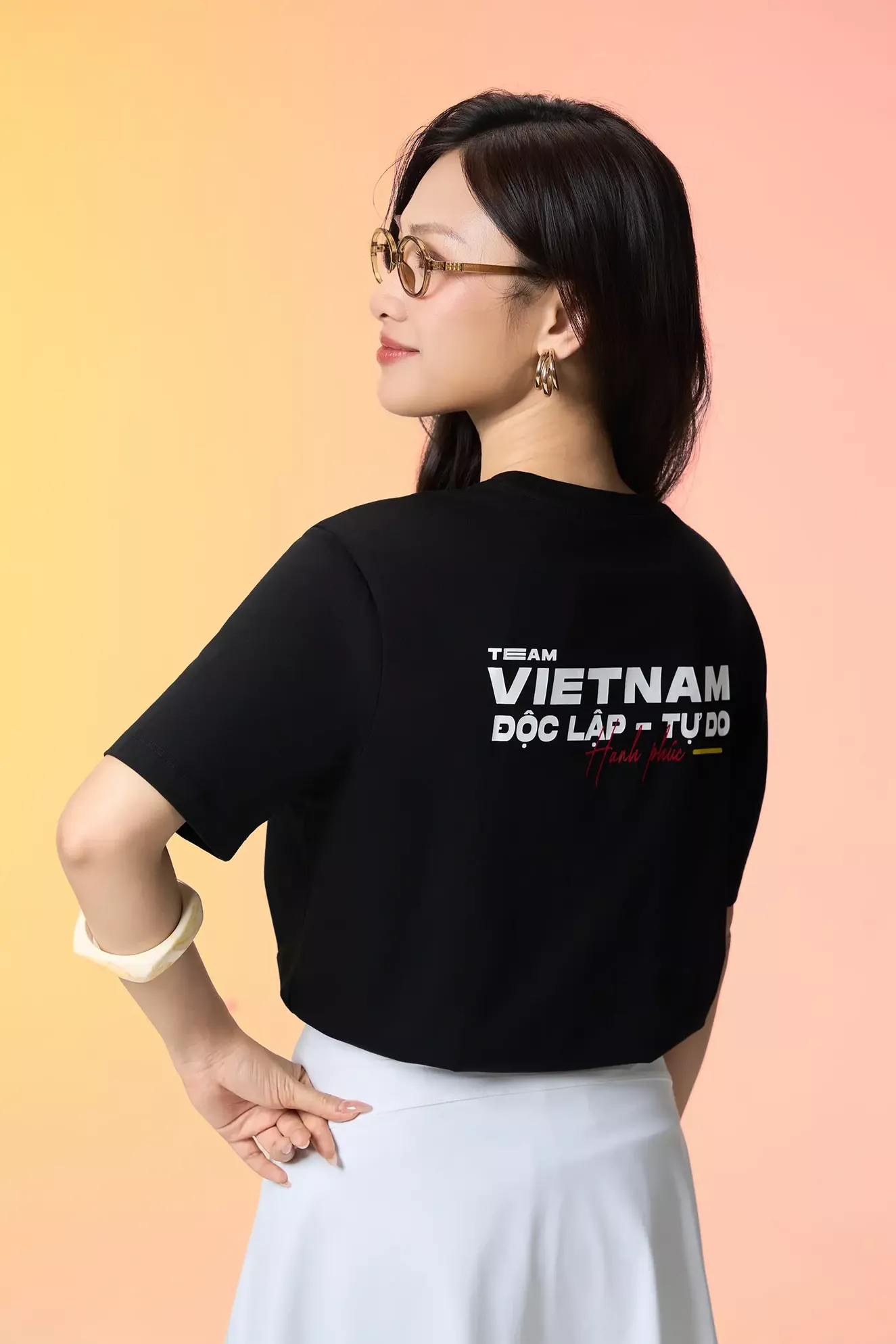 Áo Thun Cờ Đỏ Sao Vàng 5S FASHION In Lưng Phong Cách ATS25100