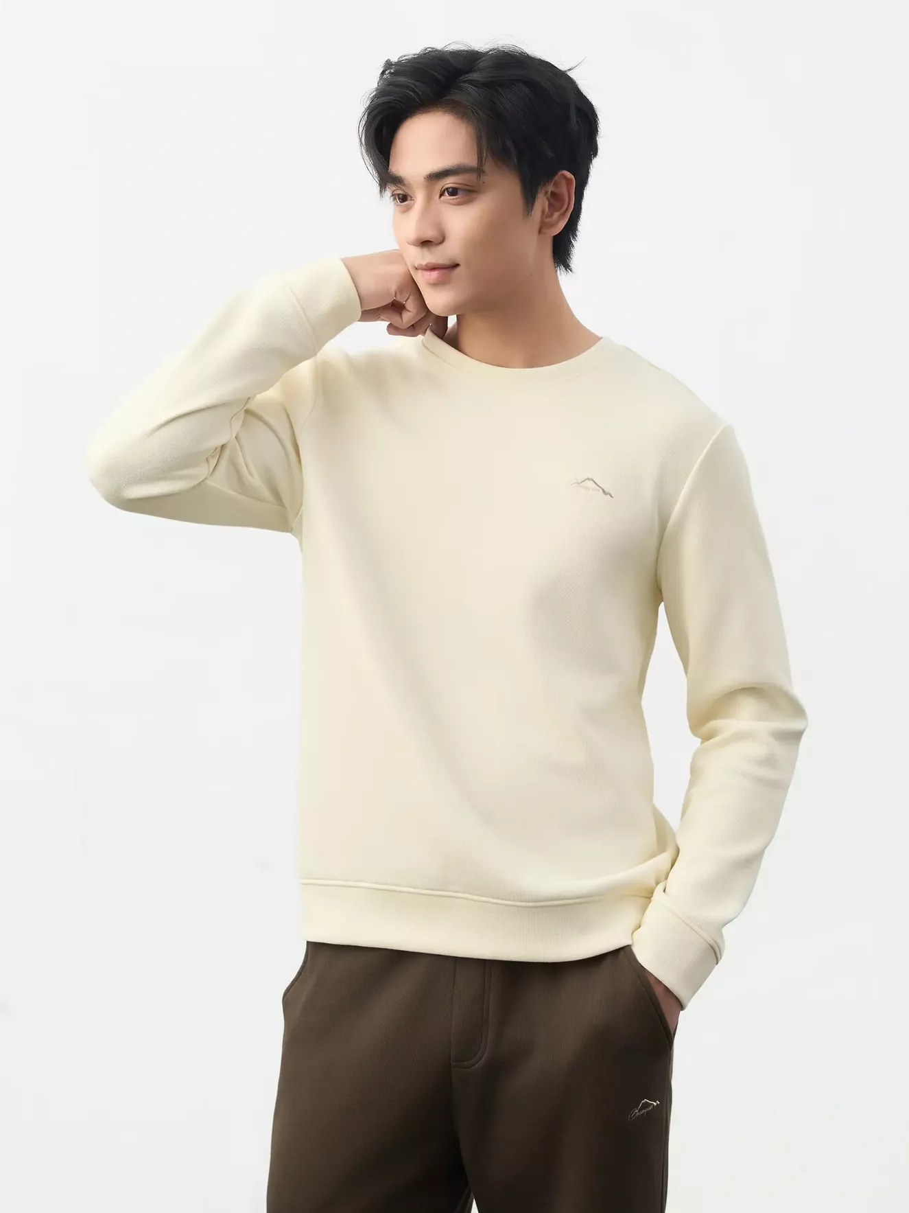 Áo Nỉ Nam S-WARM 5S Fashion Thêu Họa Tiết Phom Slimfit MBANI25013