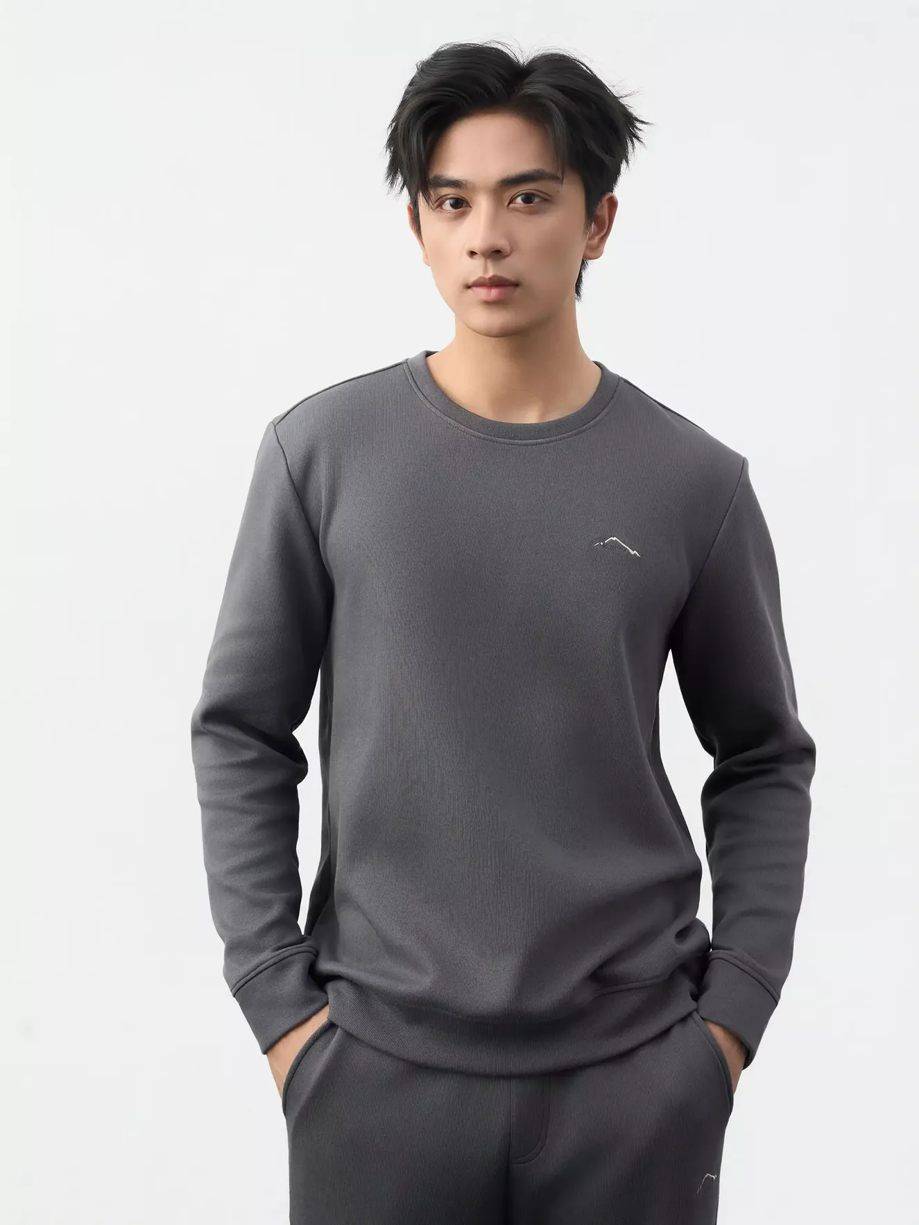 Áo Nỉ Nam S-WARM 5S Fashion Thêu Họa Tiết Phom Slimfit MBANI25013