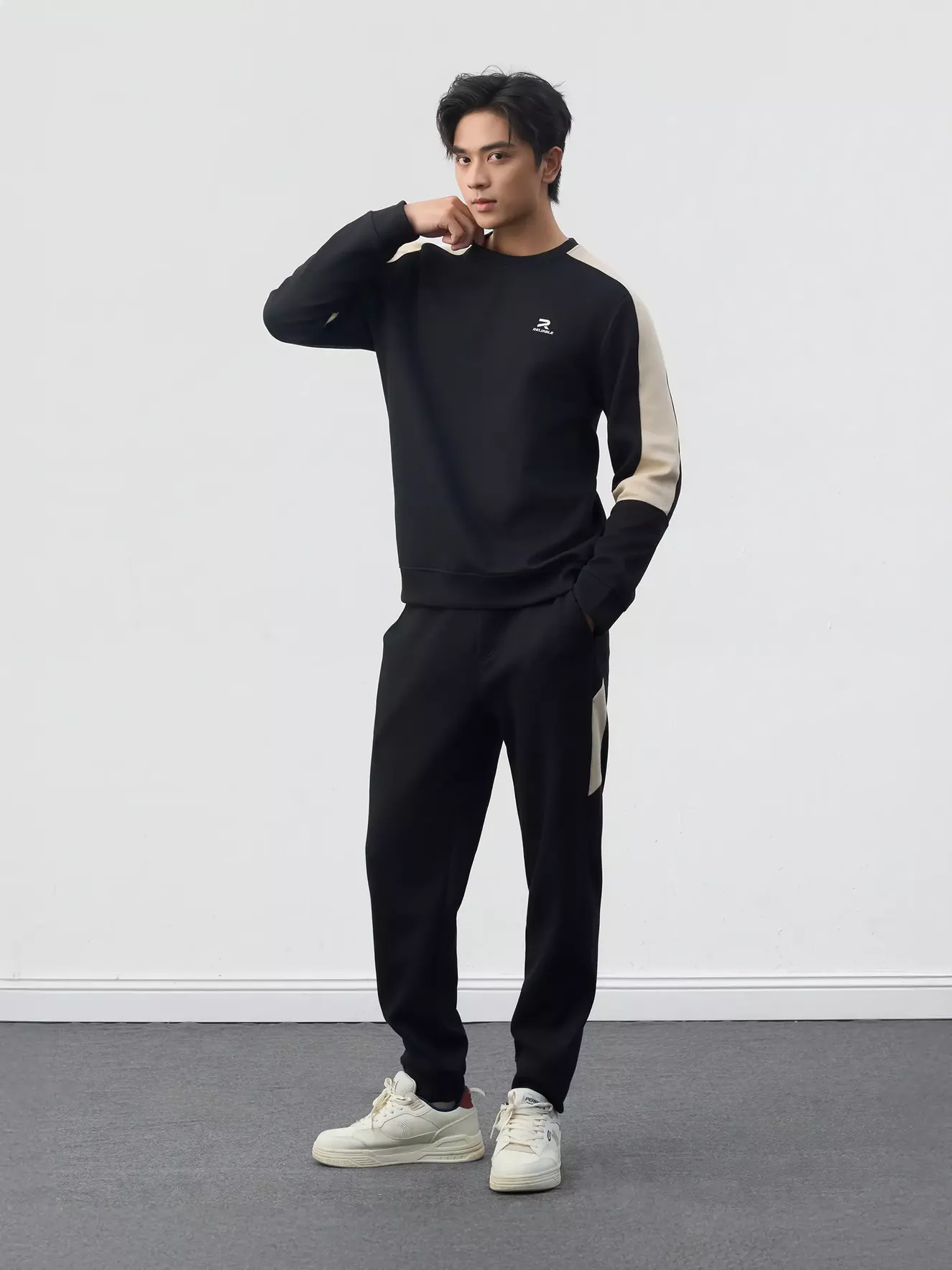 Áo Nỉ Nam RELIABLE S-WARM 5S Fashion Can Phối Slimfit MBANI25005