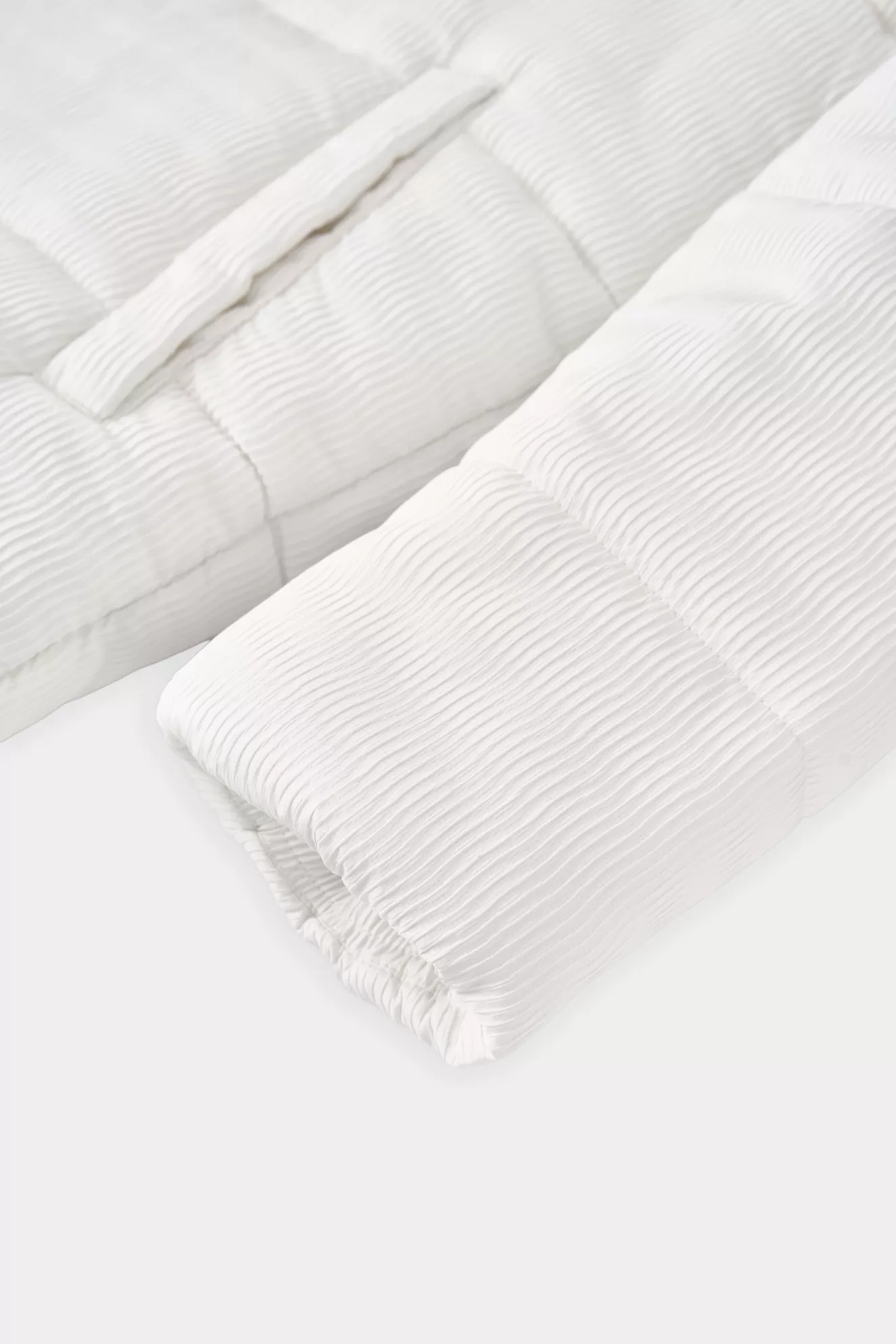 Áo Phao Nữ 5S FASHION W-PUFFER HEATLOCK Mặt Vải Hiệu Ứng W0APH25007