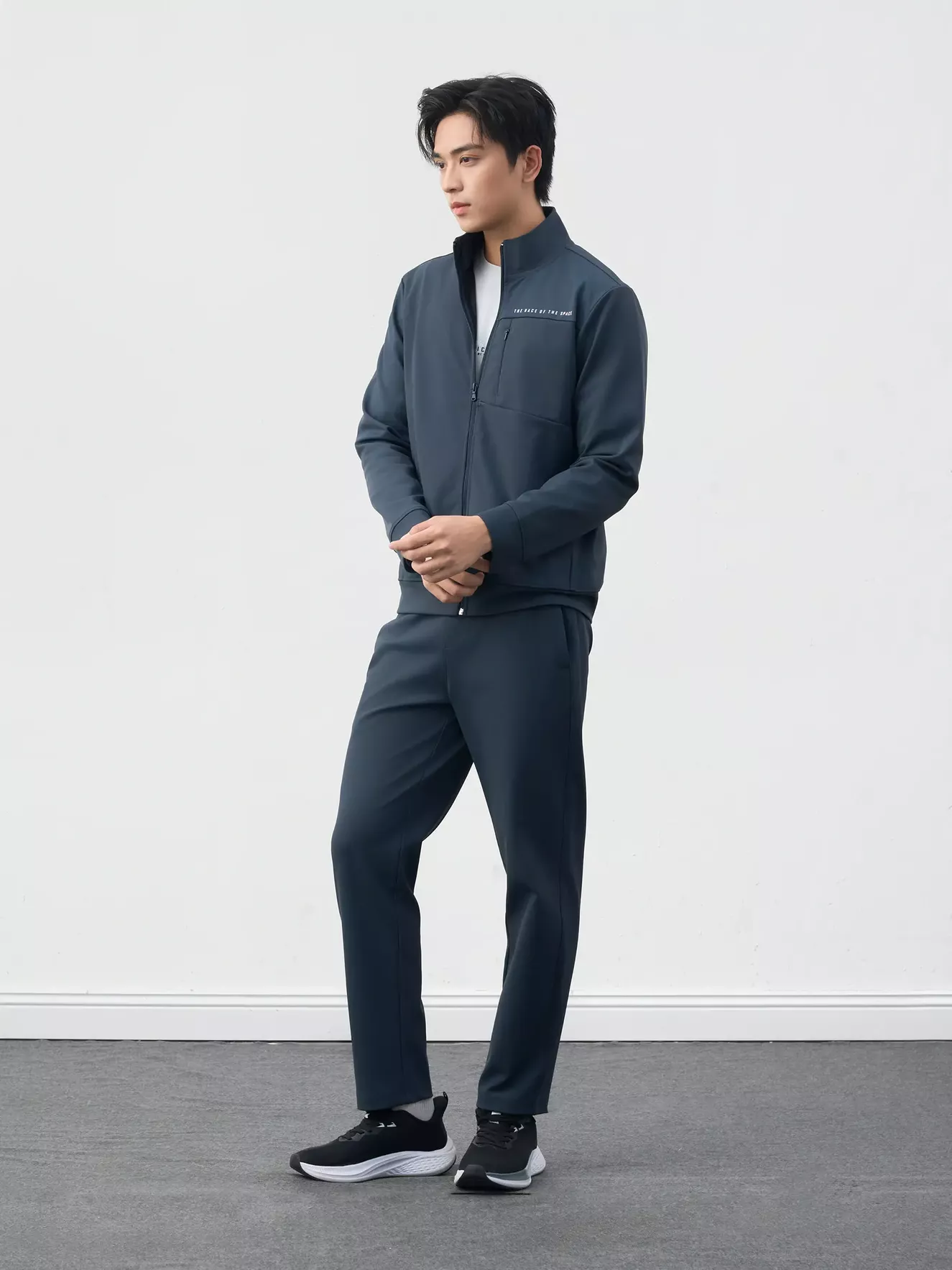 Áo Nỉ Nam Cổ Trụ Kéo Khóa 5S Fashion Phom Slimfit MBAKN25020