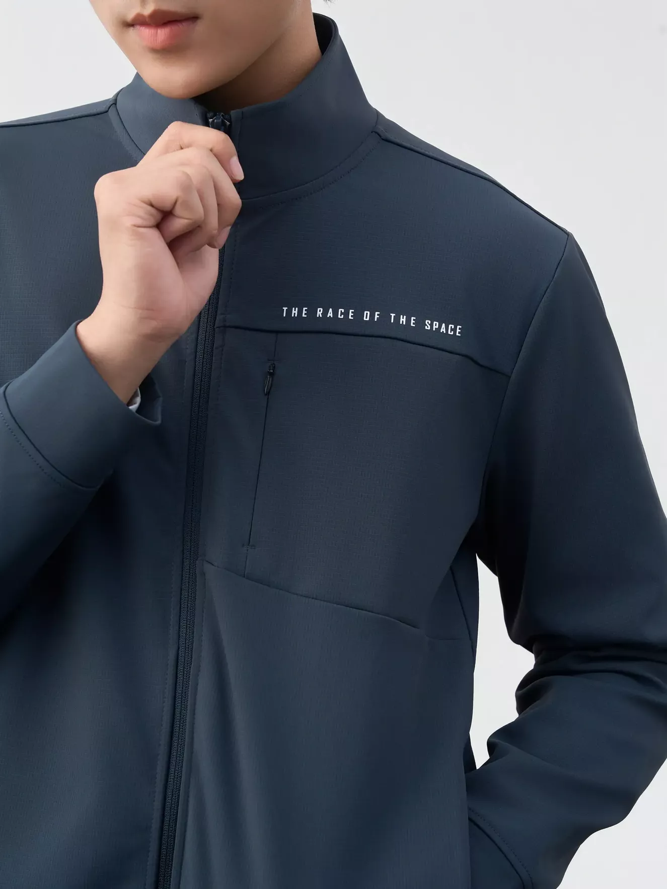 Áo Nỉ Nam Cổ Trụ Kéo Khóa 5S Fashion Phom Slimfit MBAKN25020