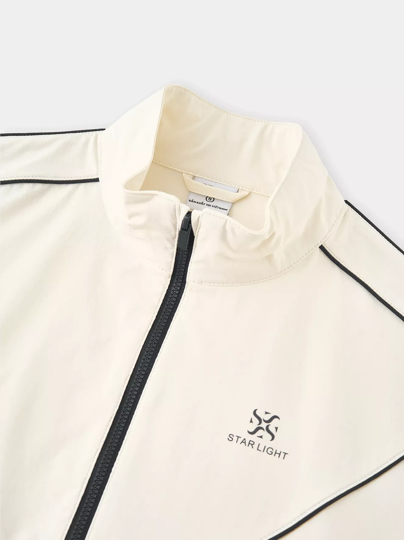 Áo Khoác Gió Nữ Cổ Đứng 5S Fashion Phom Regular WBAKG25007