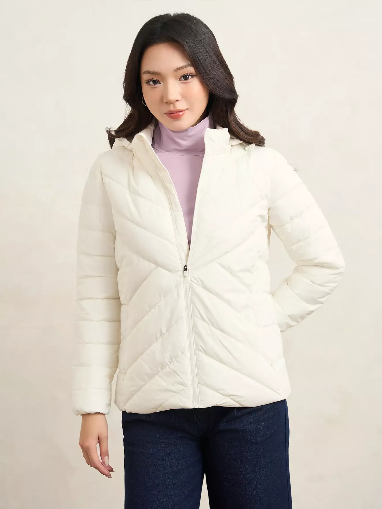 Áo Phao Nữ 5S Fashion Màu Đen Chần Bông Nhẹ Phom Slimfit W0APH25001