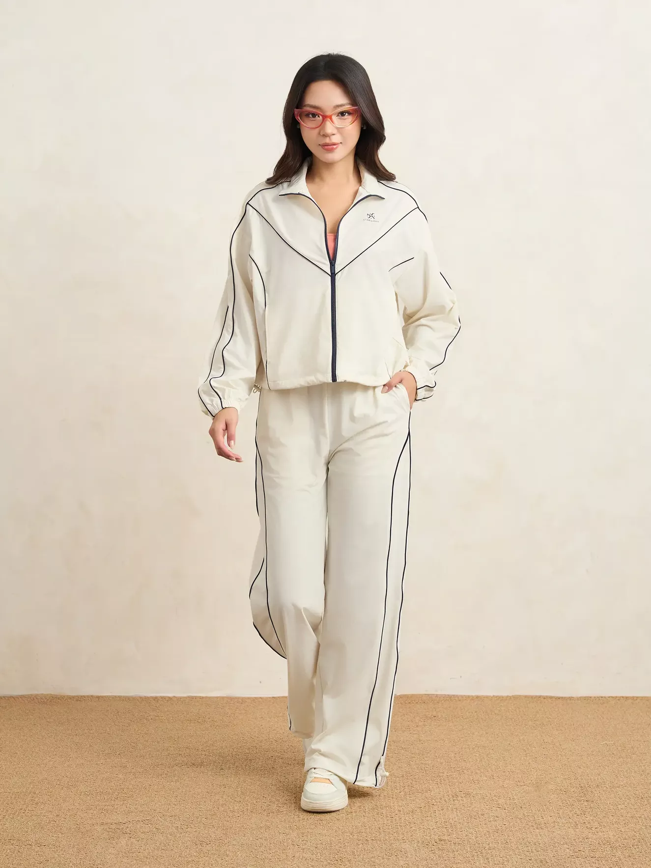 Set Bộ Gió Nữ 5S Fashion Phối Line Nữ Tính Phom Regular WBKG25007