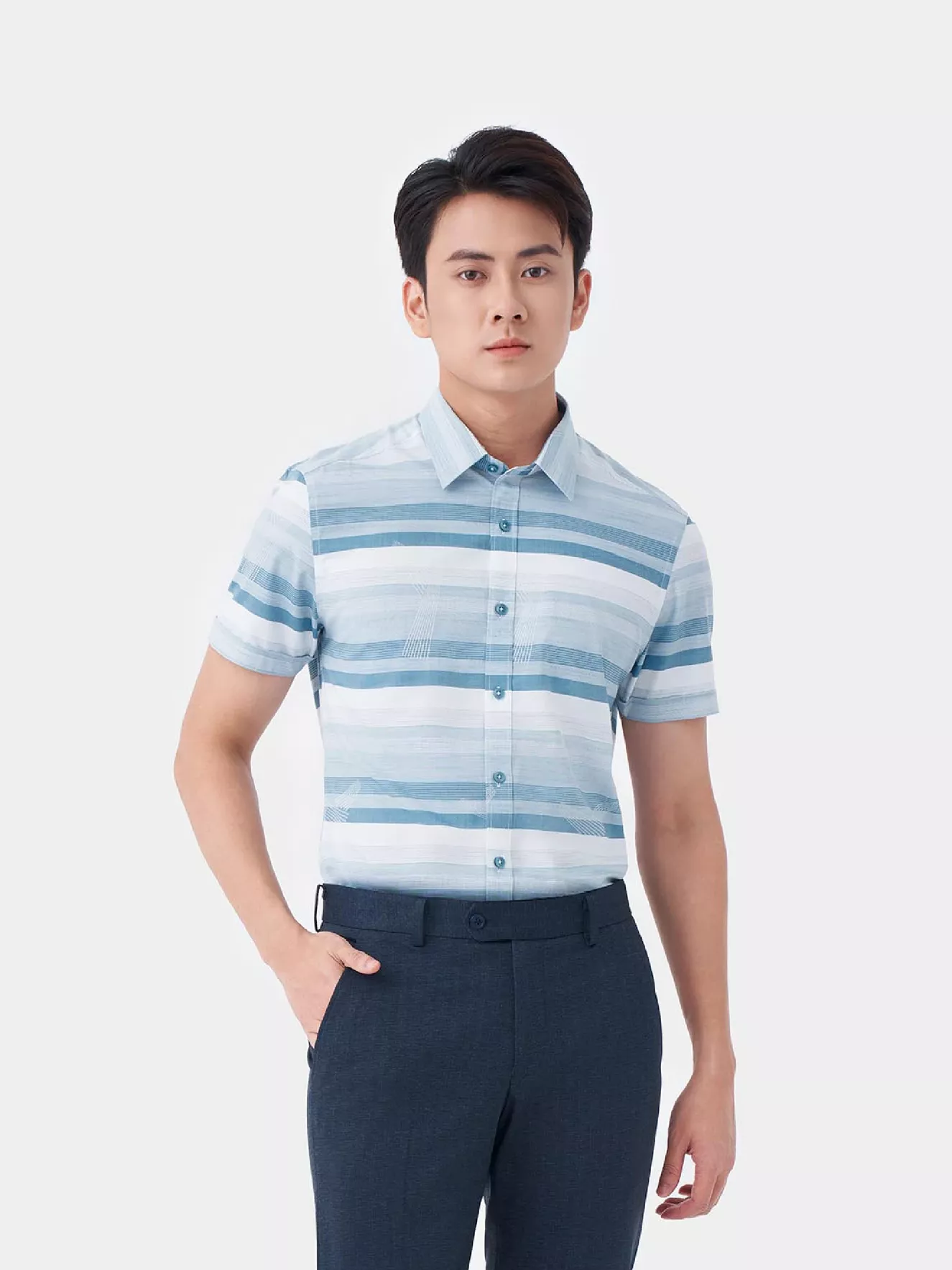 Áo Sơ Mi Nam Ngắn Tay 5S Fashion Xanh Cổ Vịt Kẻ ASC24069