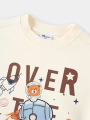 Áo Nỉ Bé Trai 5S Fashion In Nổi Bật Tay Layer Phom Regular BBANI25006