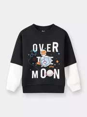 Áo Nỉ Bé Trai 5S Fashion In Nổi Bật Tay Layer Phom Regular BBANI25006